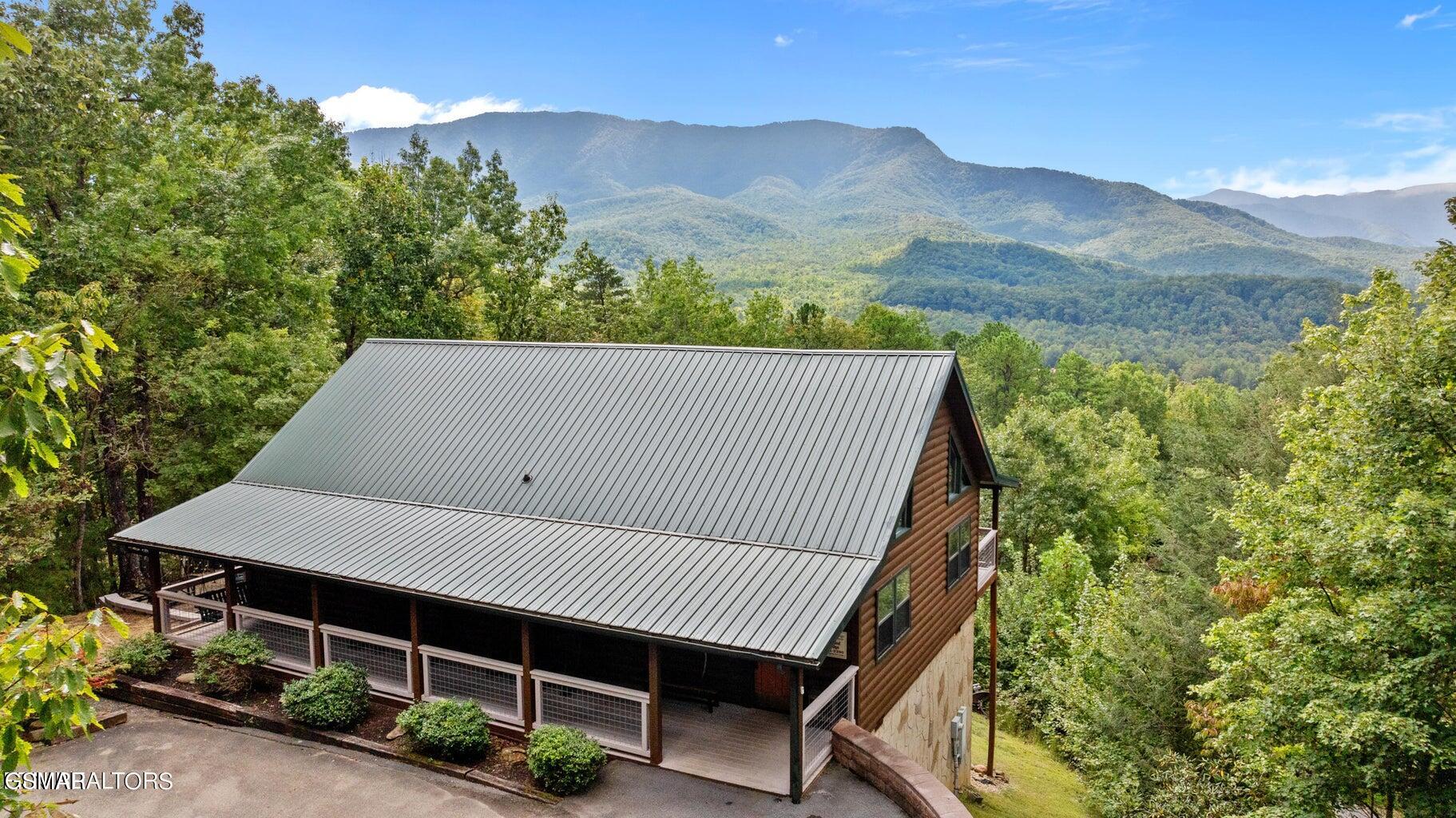 859 Pinnacle Vista Road Gatlinburg TN 37738
