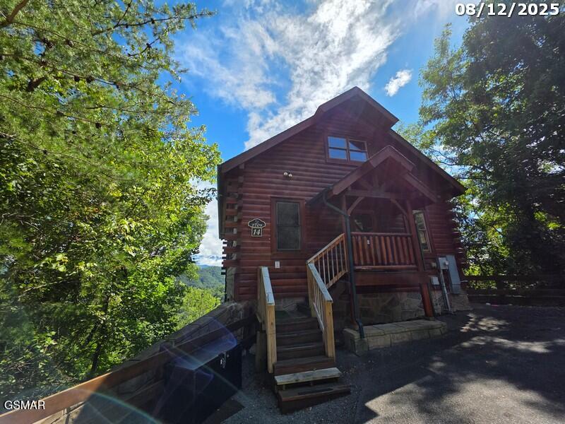 2709 Misty Blue Mountain Drive Sevierville TN 37876