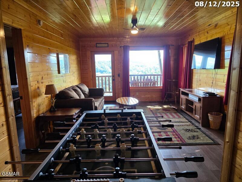 2709 Misty Blue Mountain Drive Sevierville TN 37876