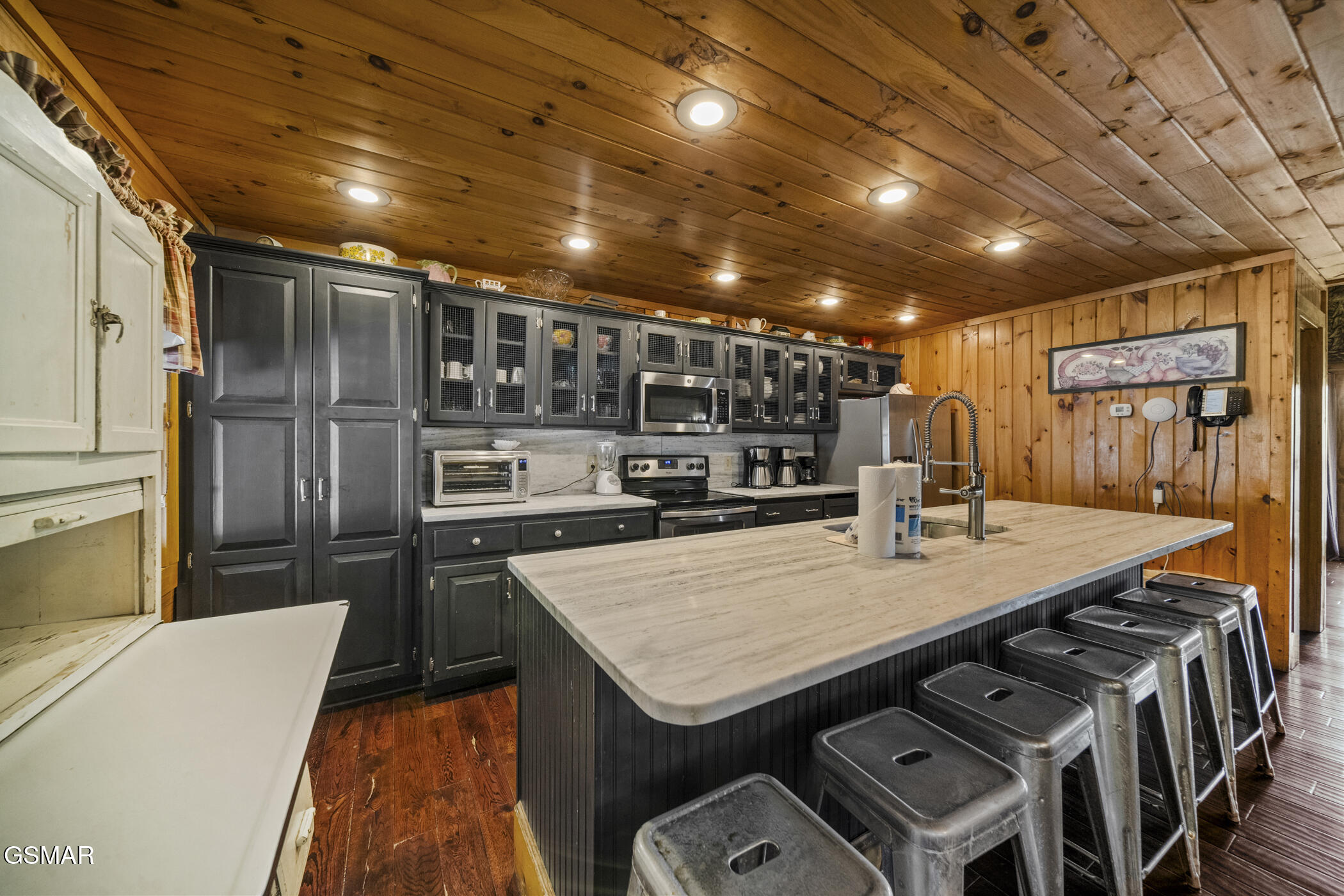 838 Bear Run Way Sevierville TN 37862