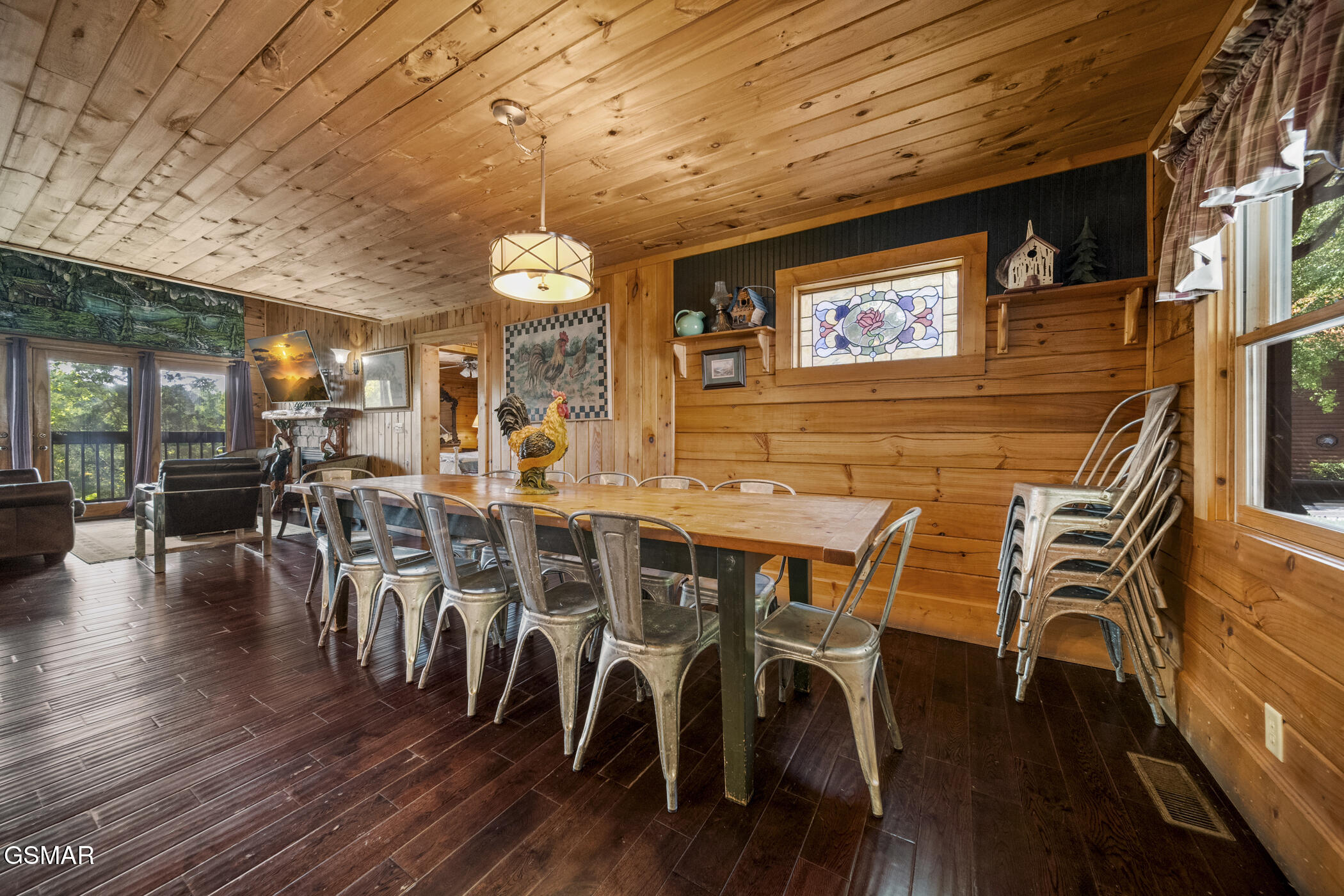 838 Bear Run Way Sevierville TN 37862