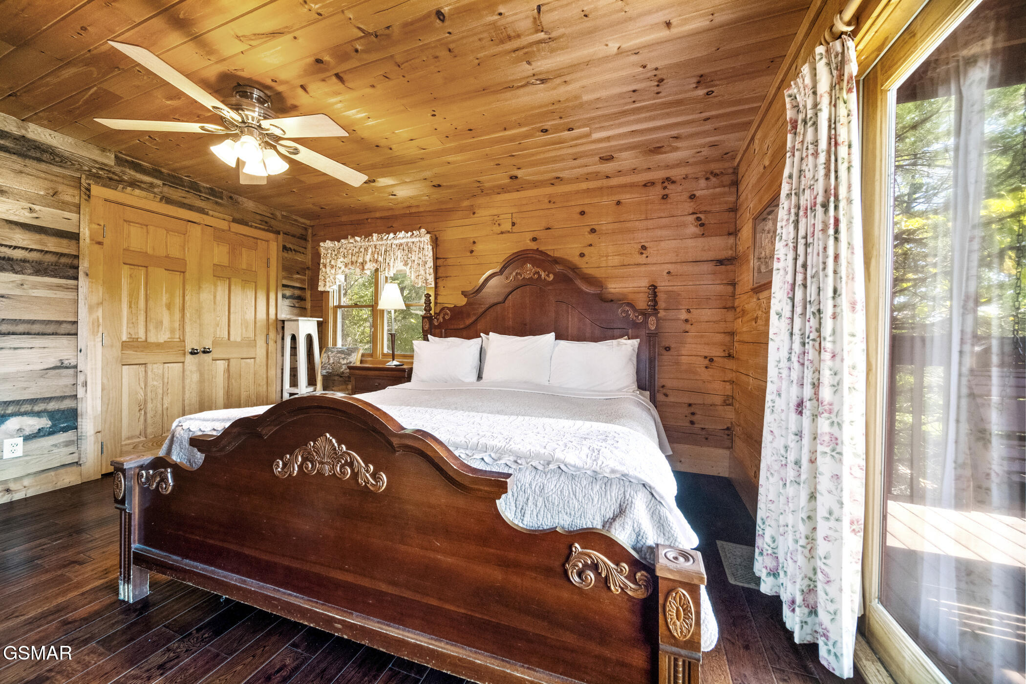 838 Bear Run Way Sevierville TN 37862