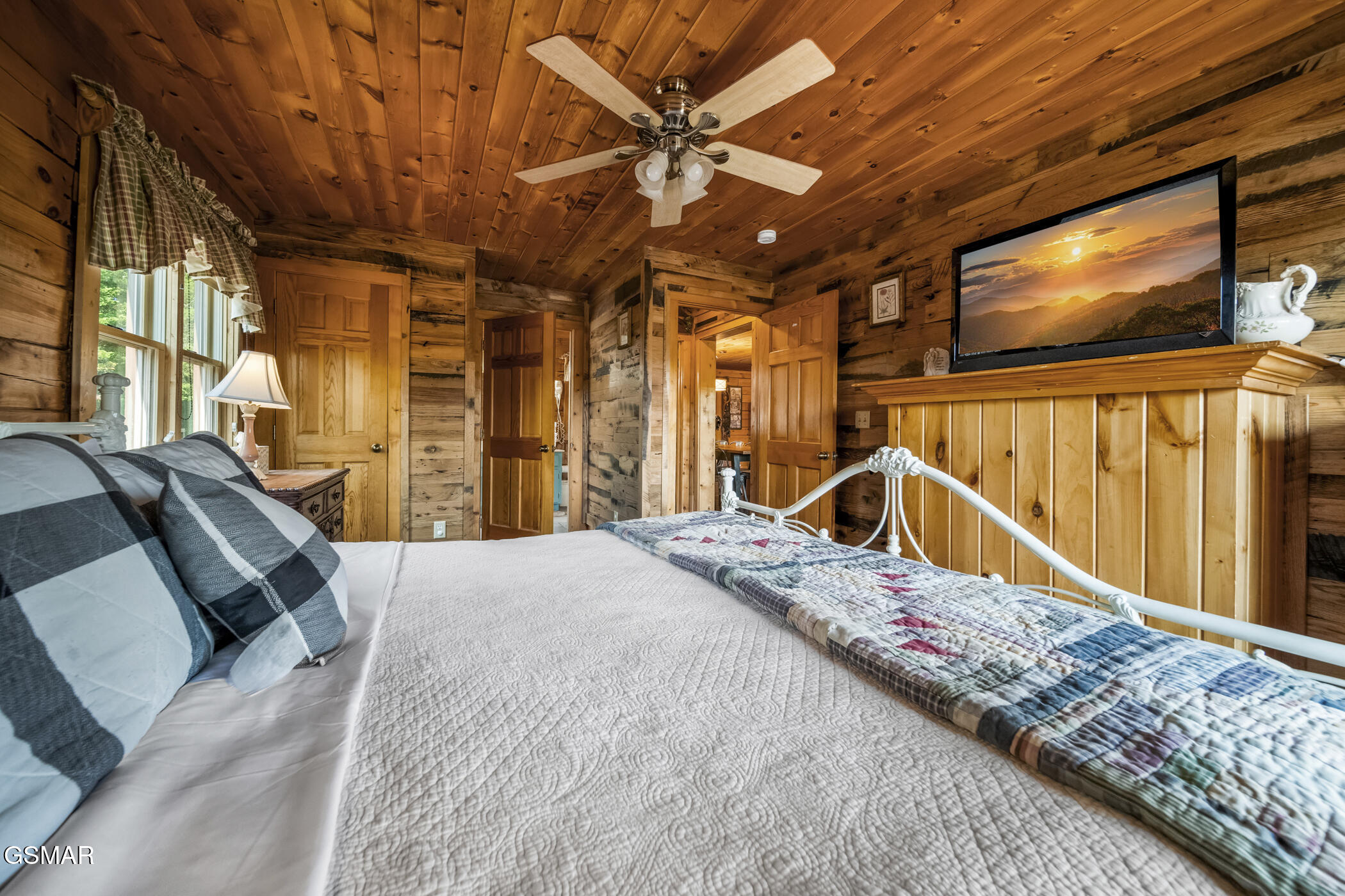 838 Bear Run Way Sevierville TN 37862