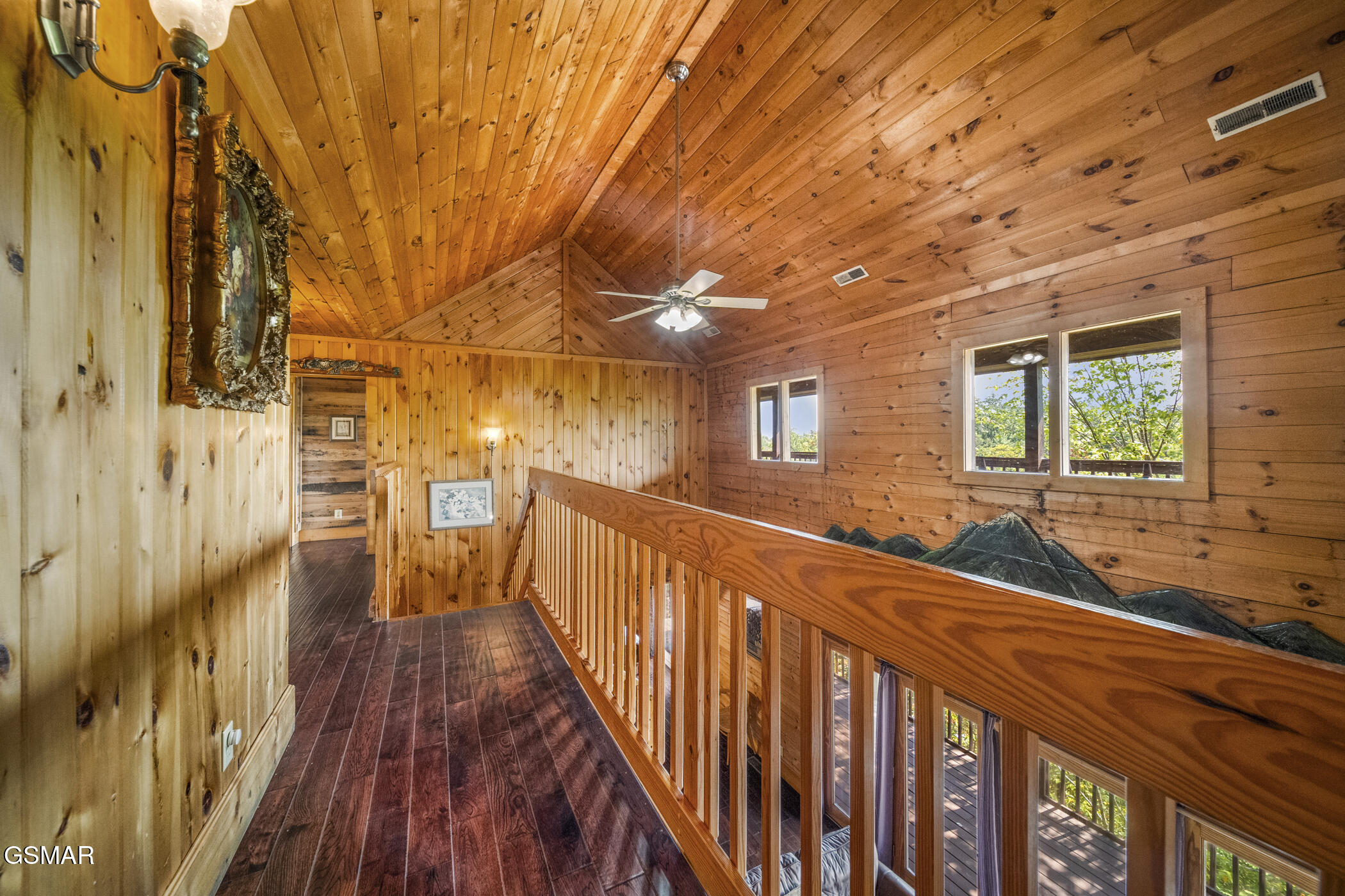 838 Bear Run Way Sevierville TN 37862