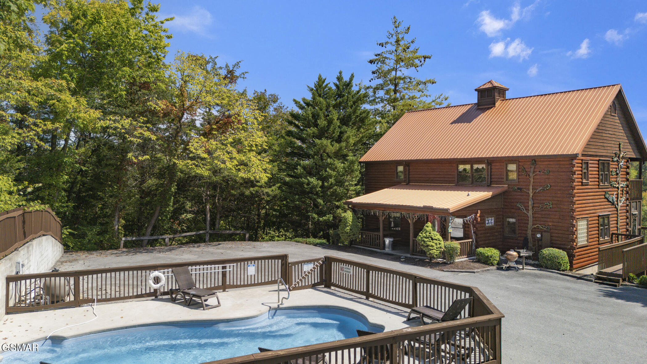 838 Bear Run Way Sevierville TN 37862