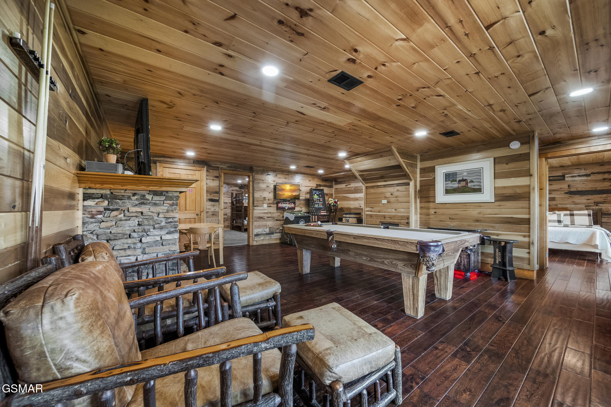 838 Bear Run Way Sevierville TN 37862