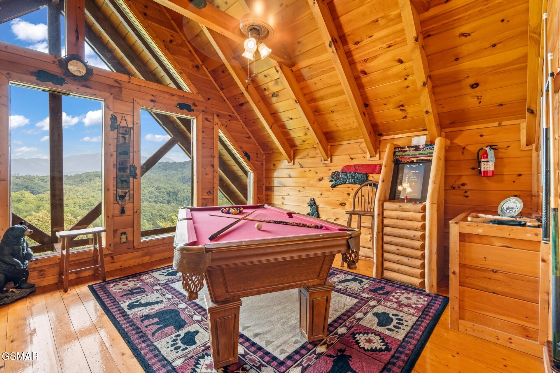 4648 Nottingham Heights Way Pigeon Forge TN 37863