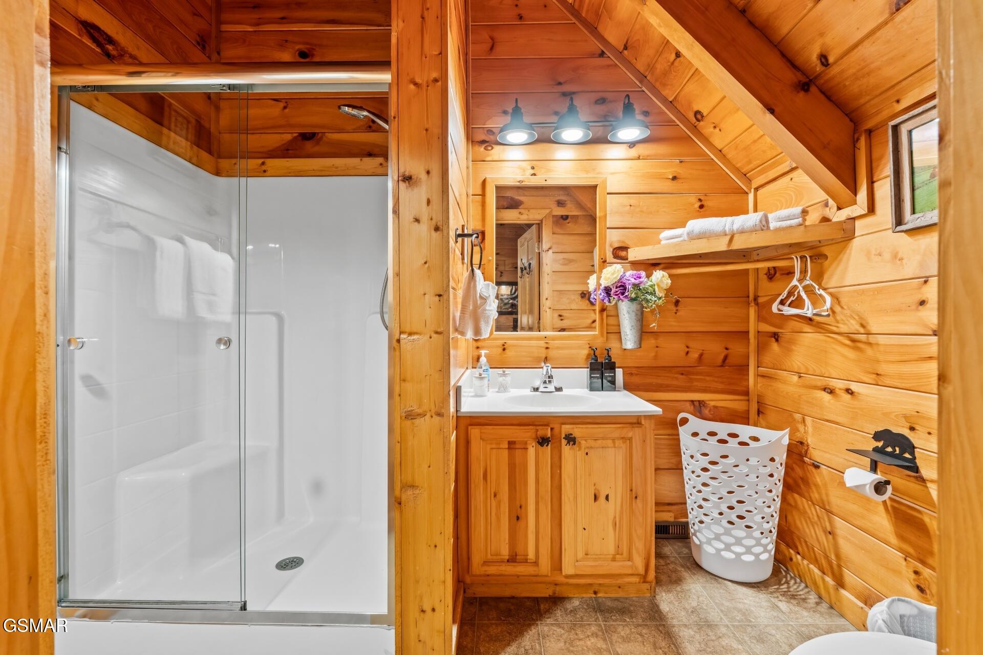 4648 Nottingham Heights Way Pigeon Forge TN 37863