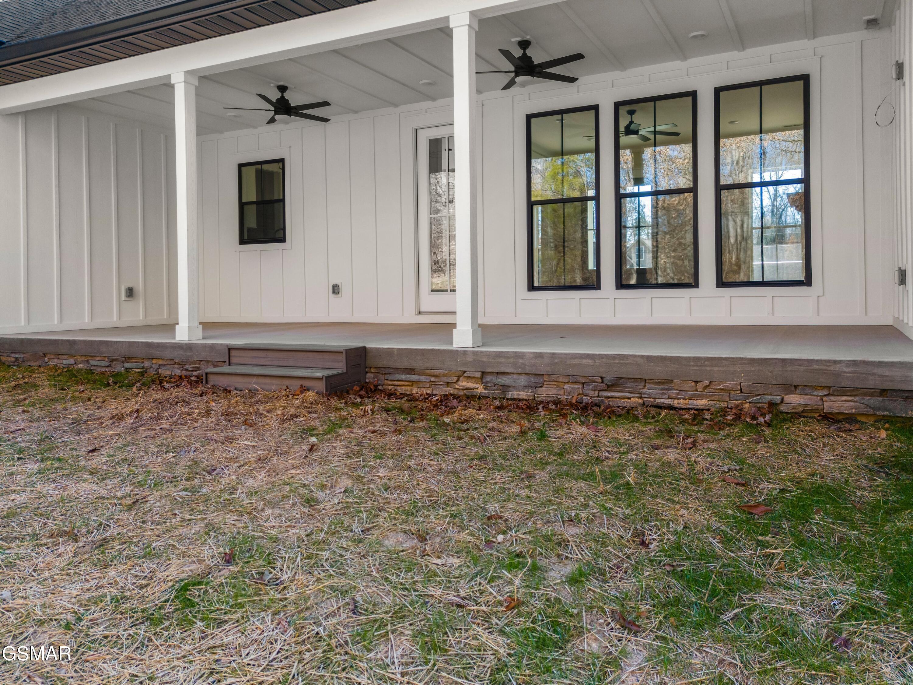 932 Bob O Drive Dandridge TN 37725