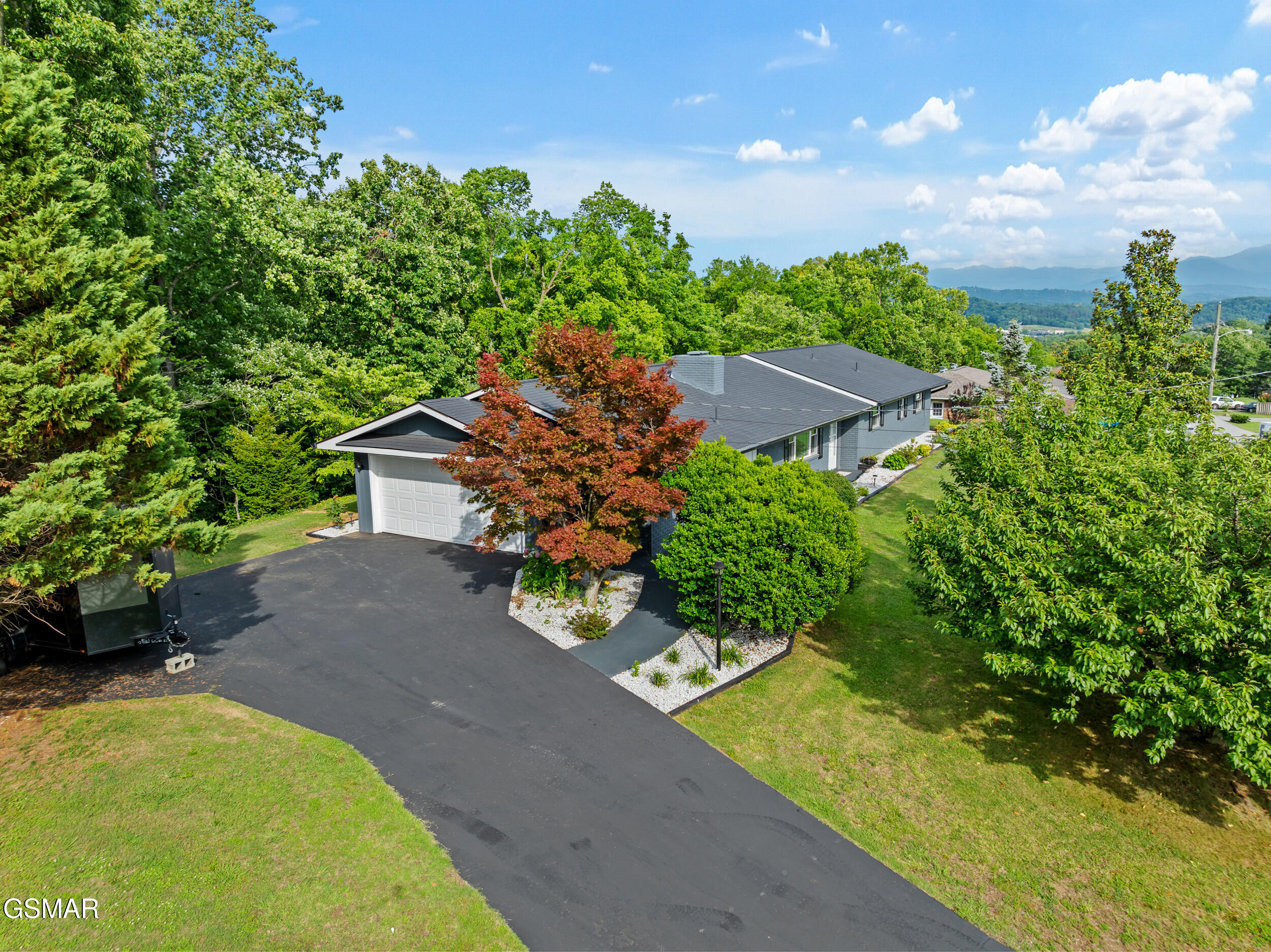 1103 Mayors Drive Sevierville TN 37862