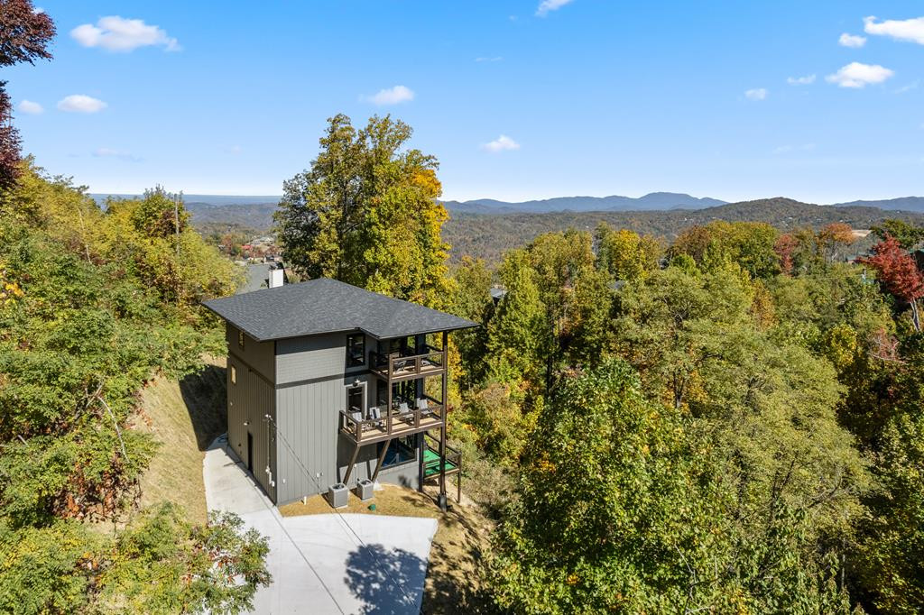 741 Chestnut Drive Gatlinburg TN 37738