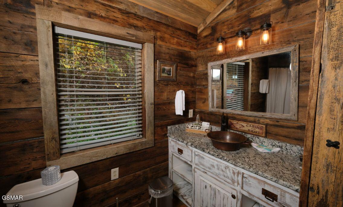 636 Jess Field Road Gatlinburg TN 37738