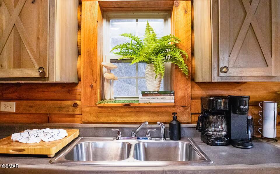 460 Boat Gunnel Road Townsend TN 37882