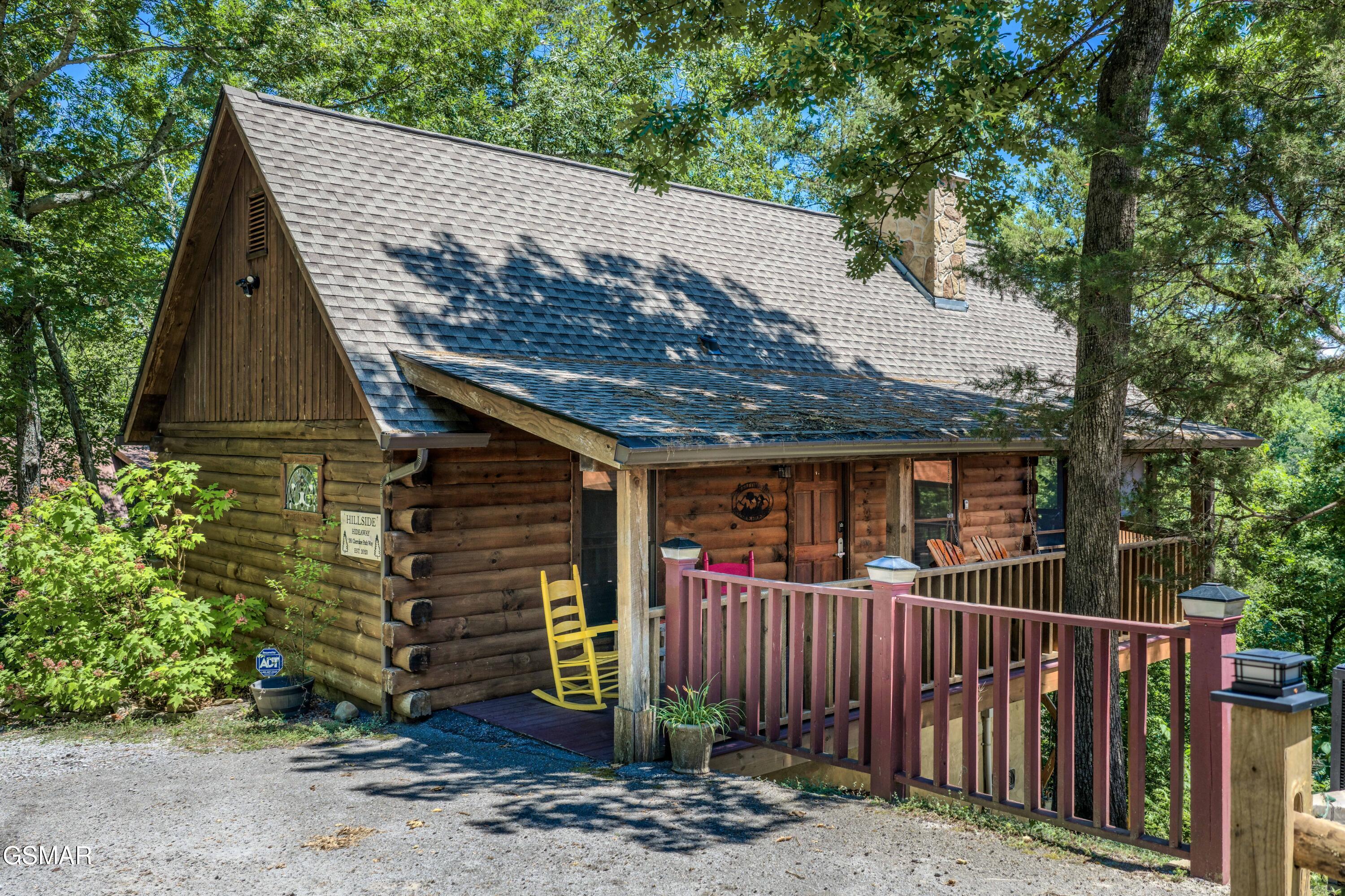 261 Cherokee Path Way Sevierville TN 37876