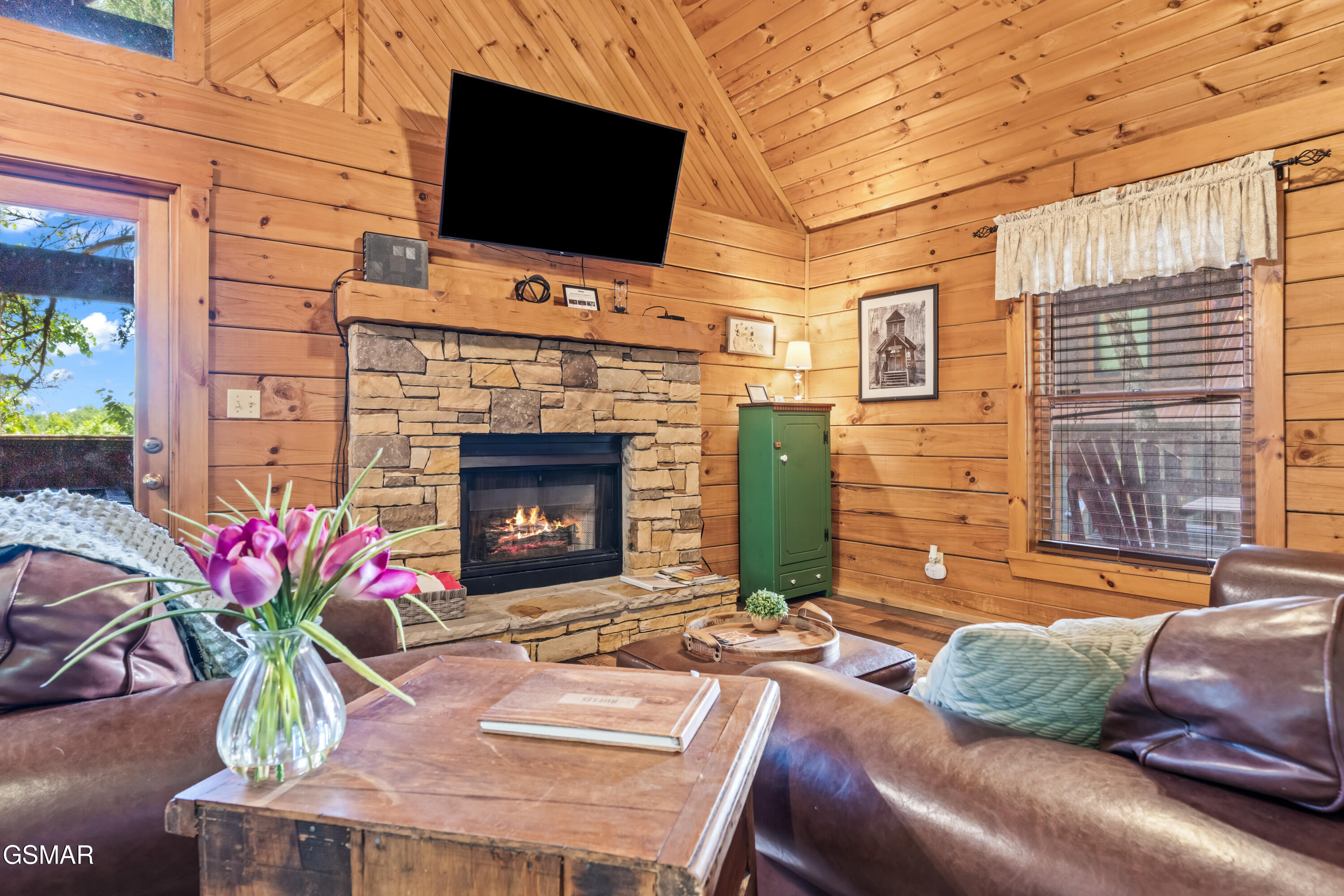 261 Cherokee Path Way Sevierville TN 37876