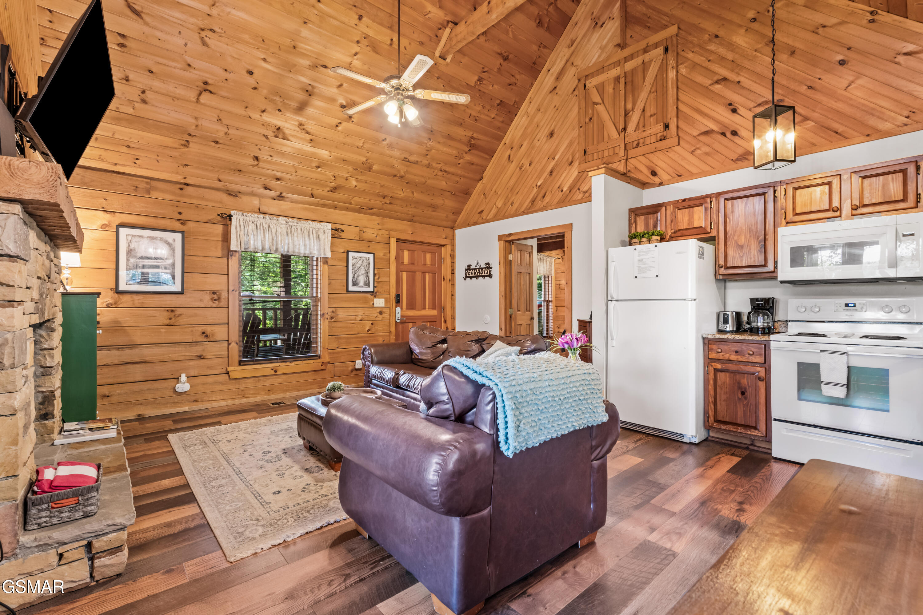 261 Cherokee Path Way Sevierville TN 37876