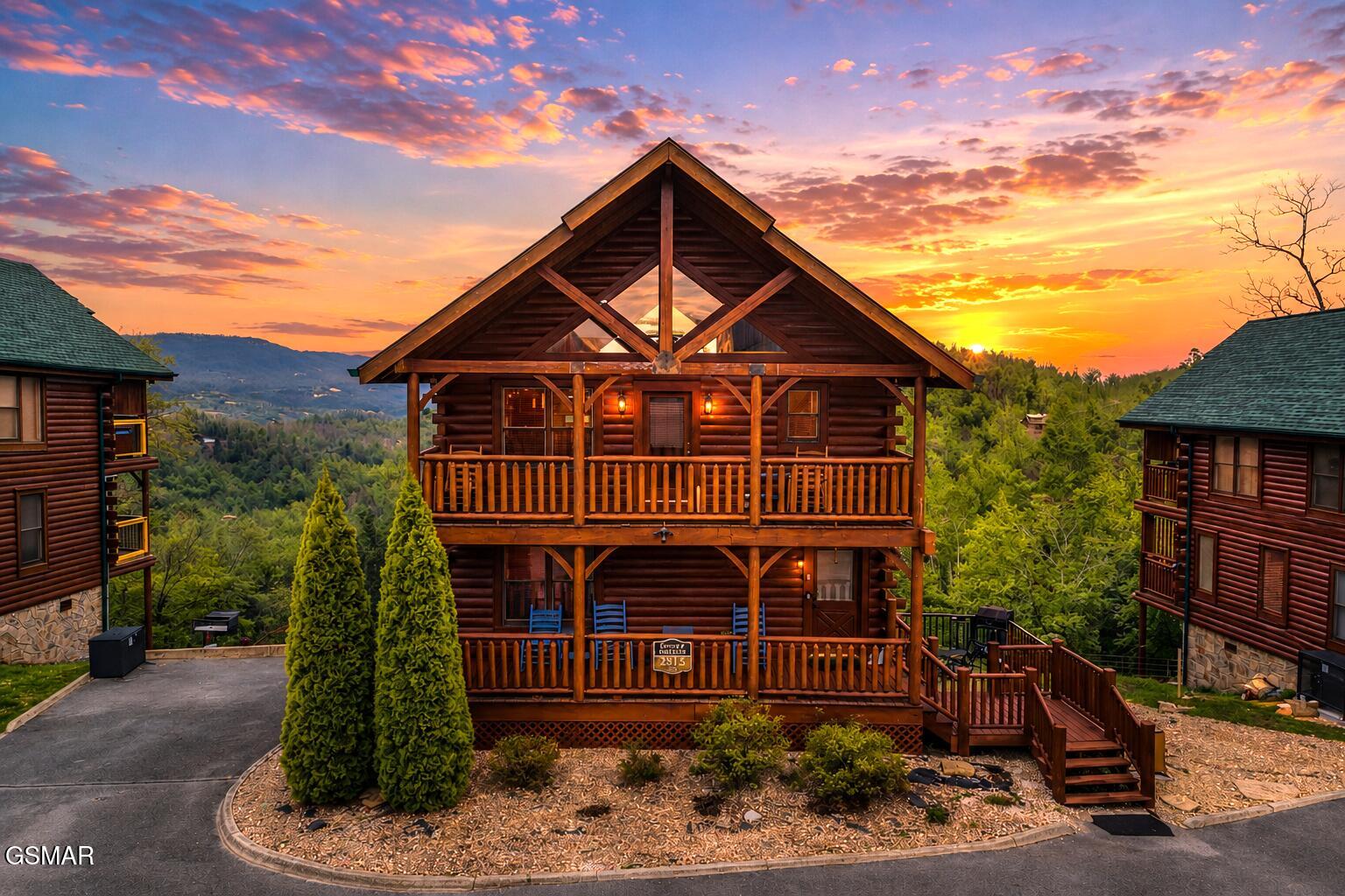 2815 White Oak Ridge Lane Sevierville TN 37862