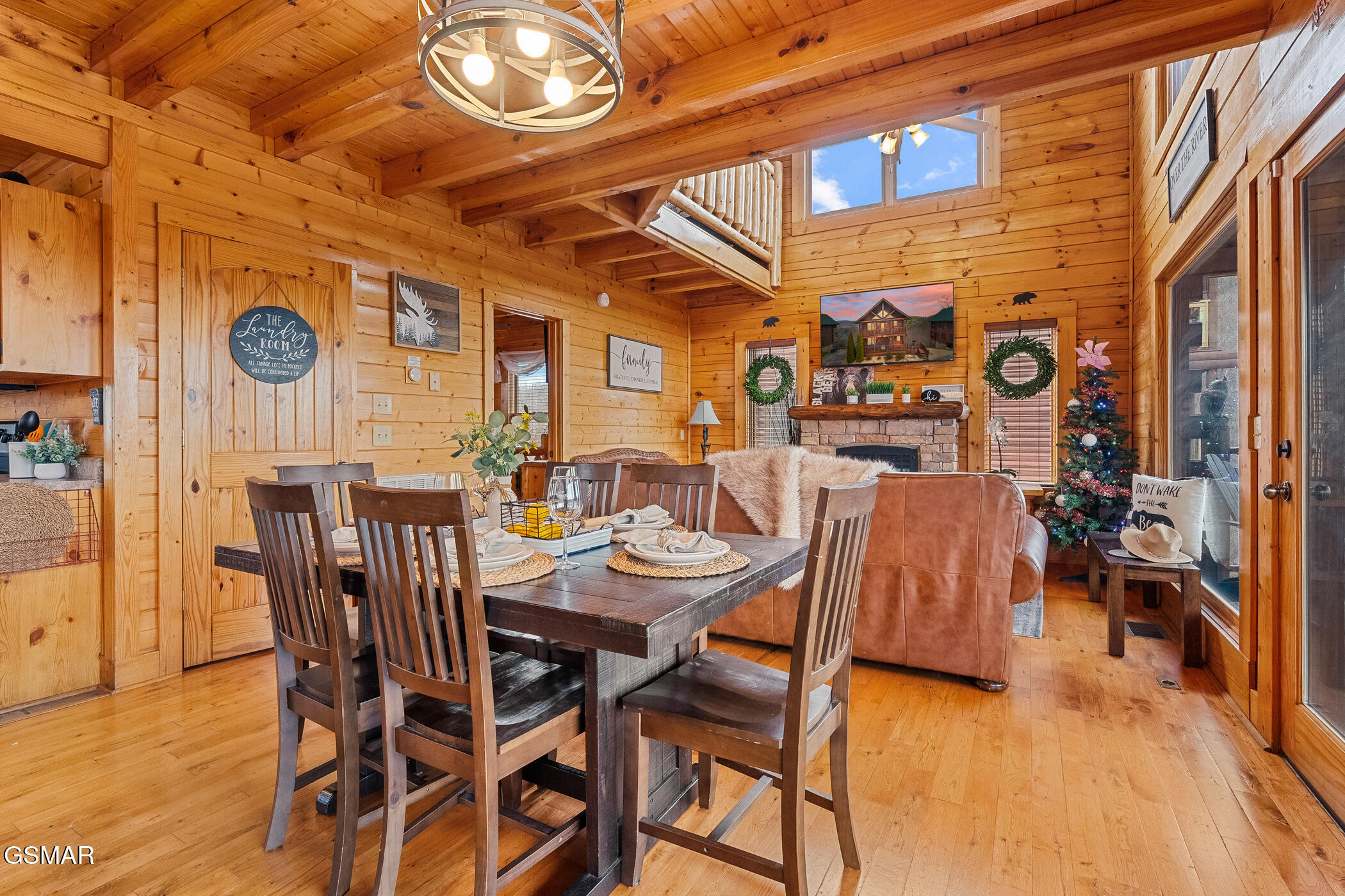 2815 White Oak Ridge Lane Sevierville TN 37862