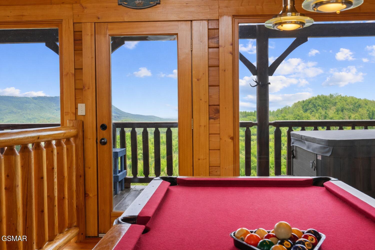 2815 White Oak Ridge Lane Sevierville TN 37862