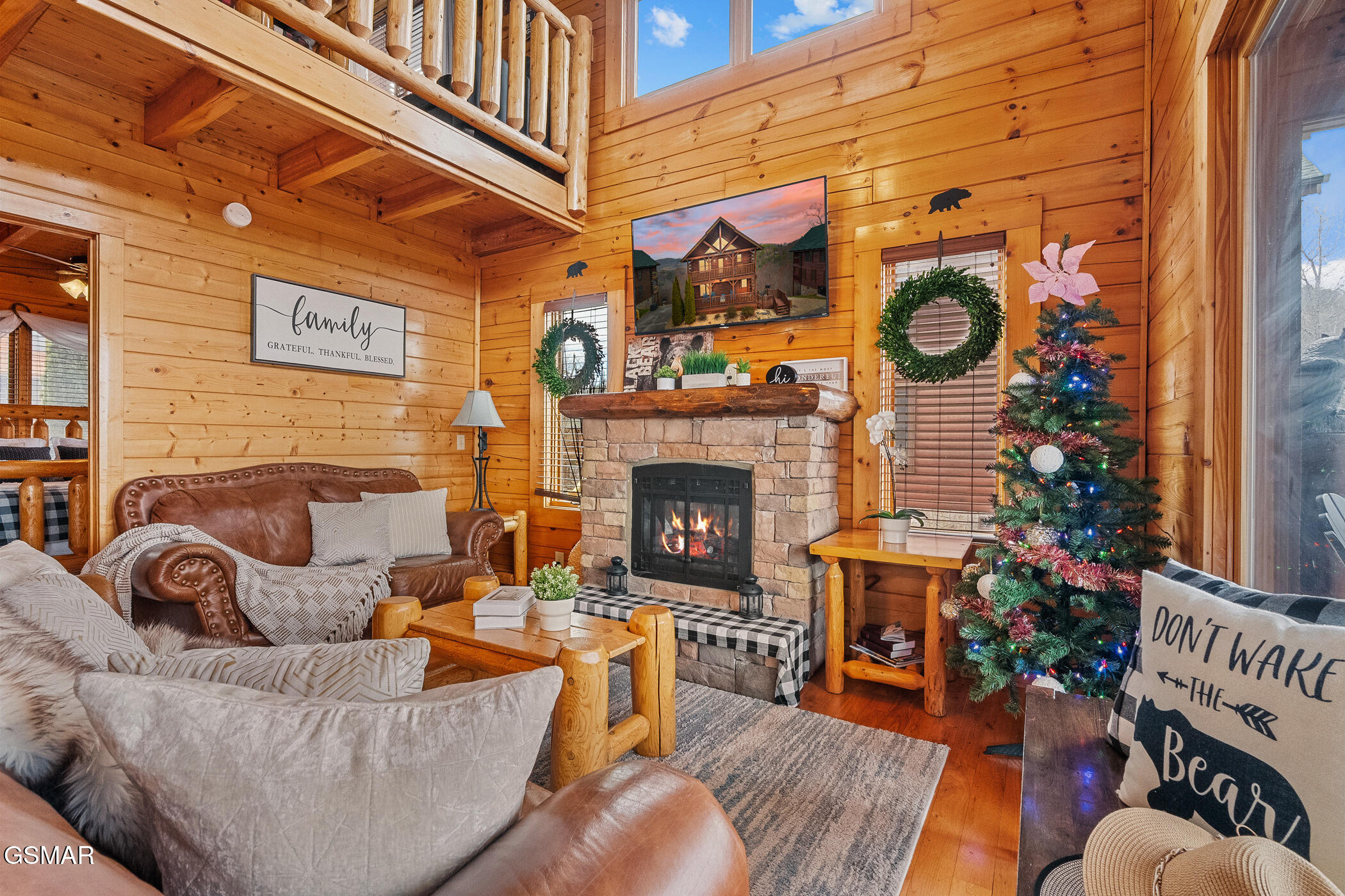 2815 White Oak Ridge Lane Sevierville TN 37862