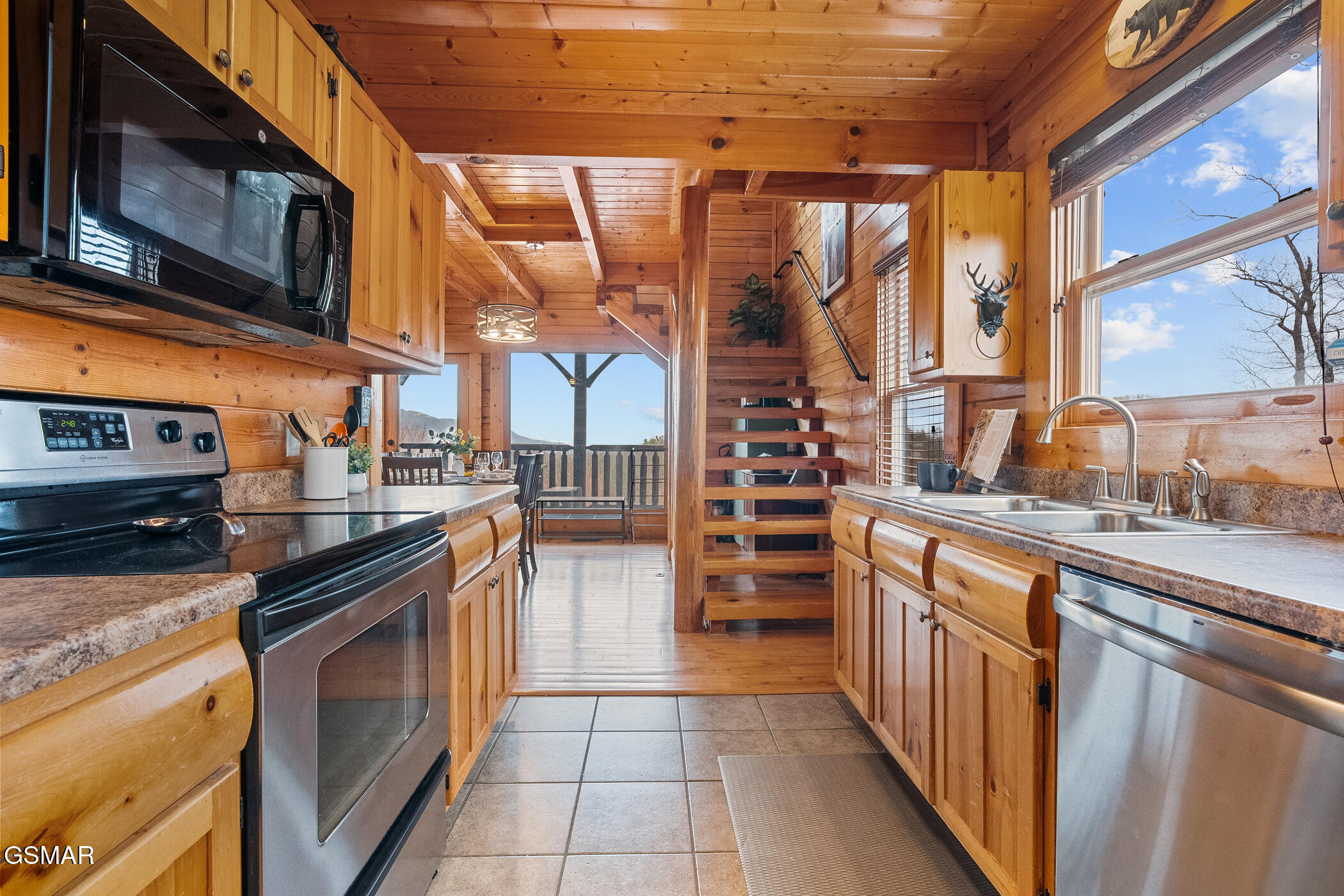2815 White Oak Ridge Lane Sevierville TN 37862