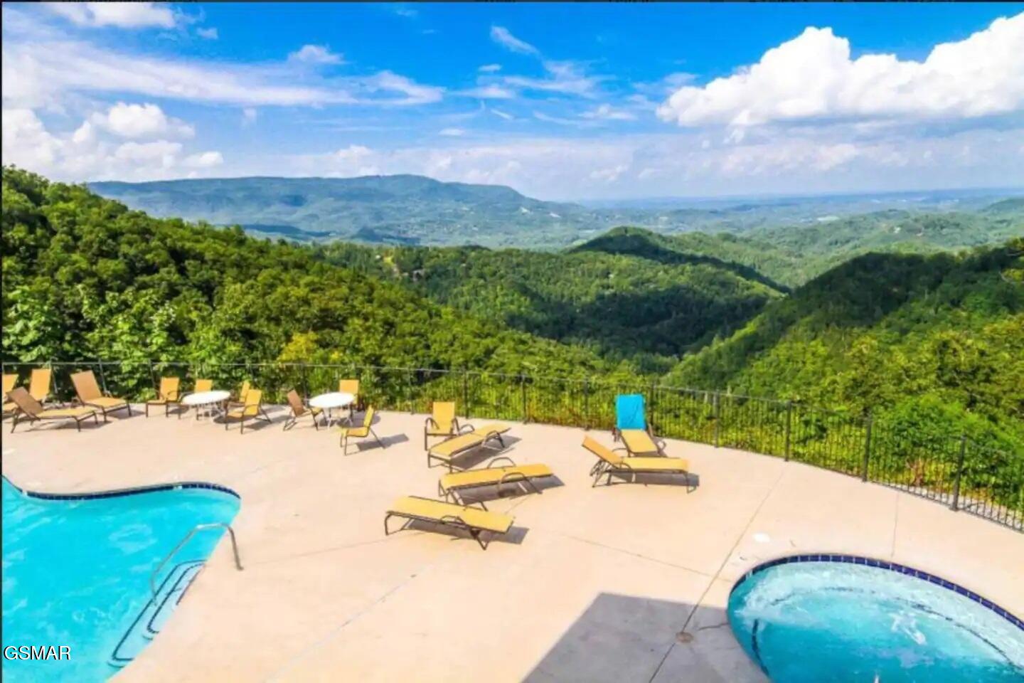 2815 White Oak Ridge Lane Sevierville TN 37862