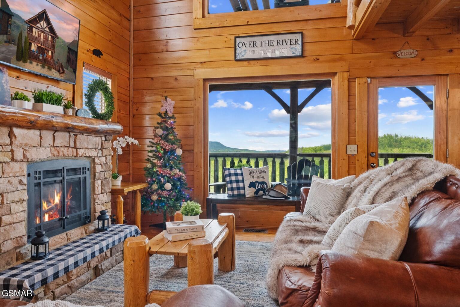 2815 White Oak Ridge Lane Sevierville TN 37862