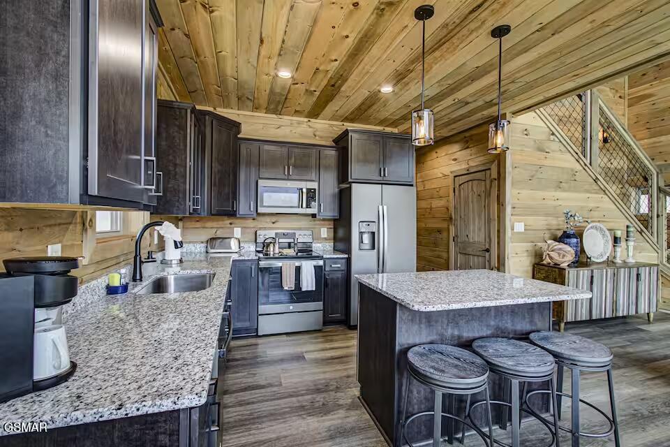 2810 Red Sky Drive Sevierville TN 37862