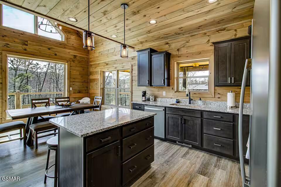 2810 Red Sky Drive Sevierville TN 37862