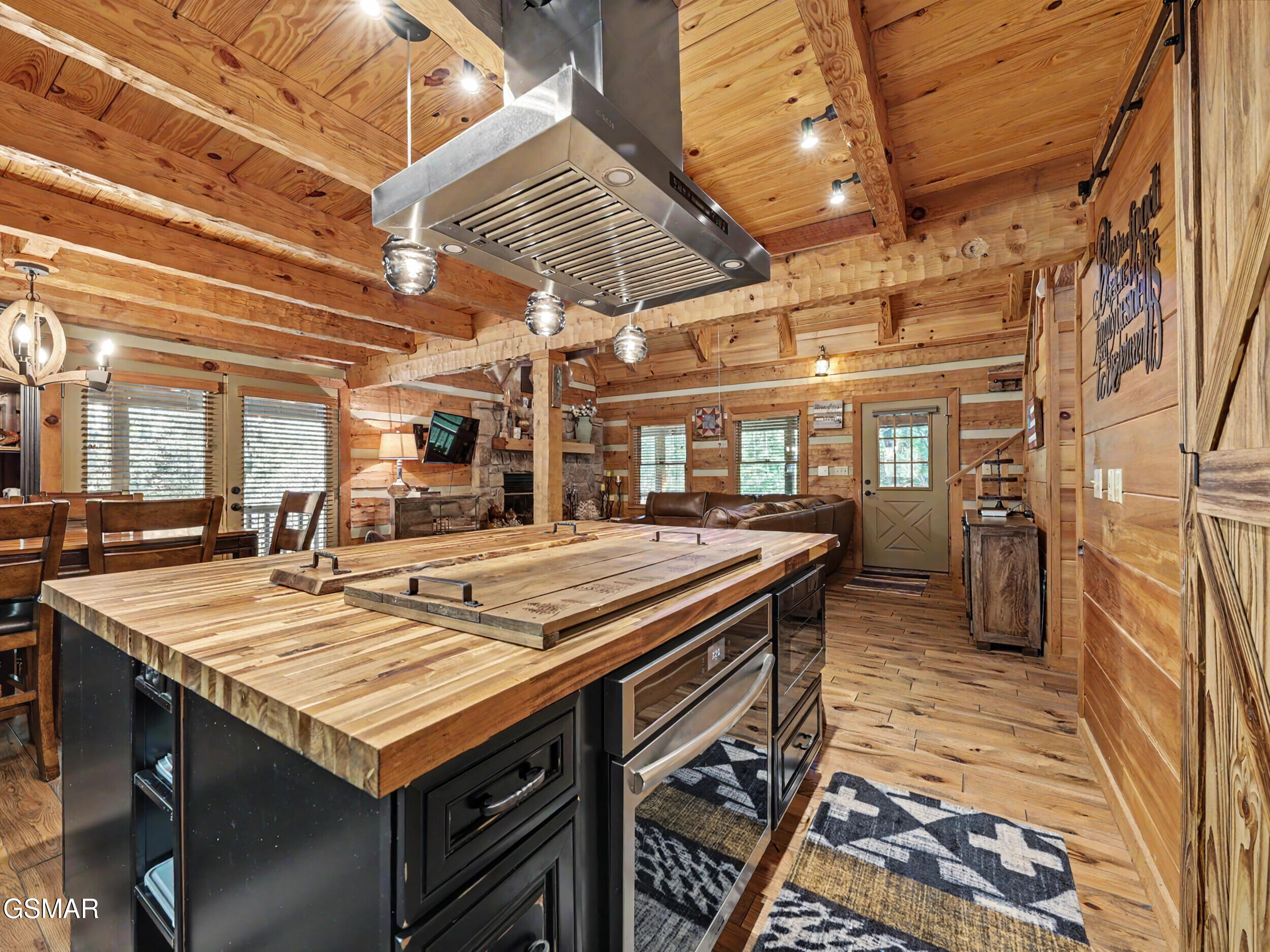 1053 Big Buck Trail Townsend TN 37882