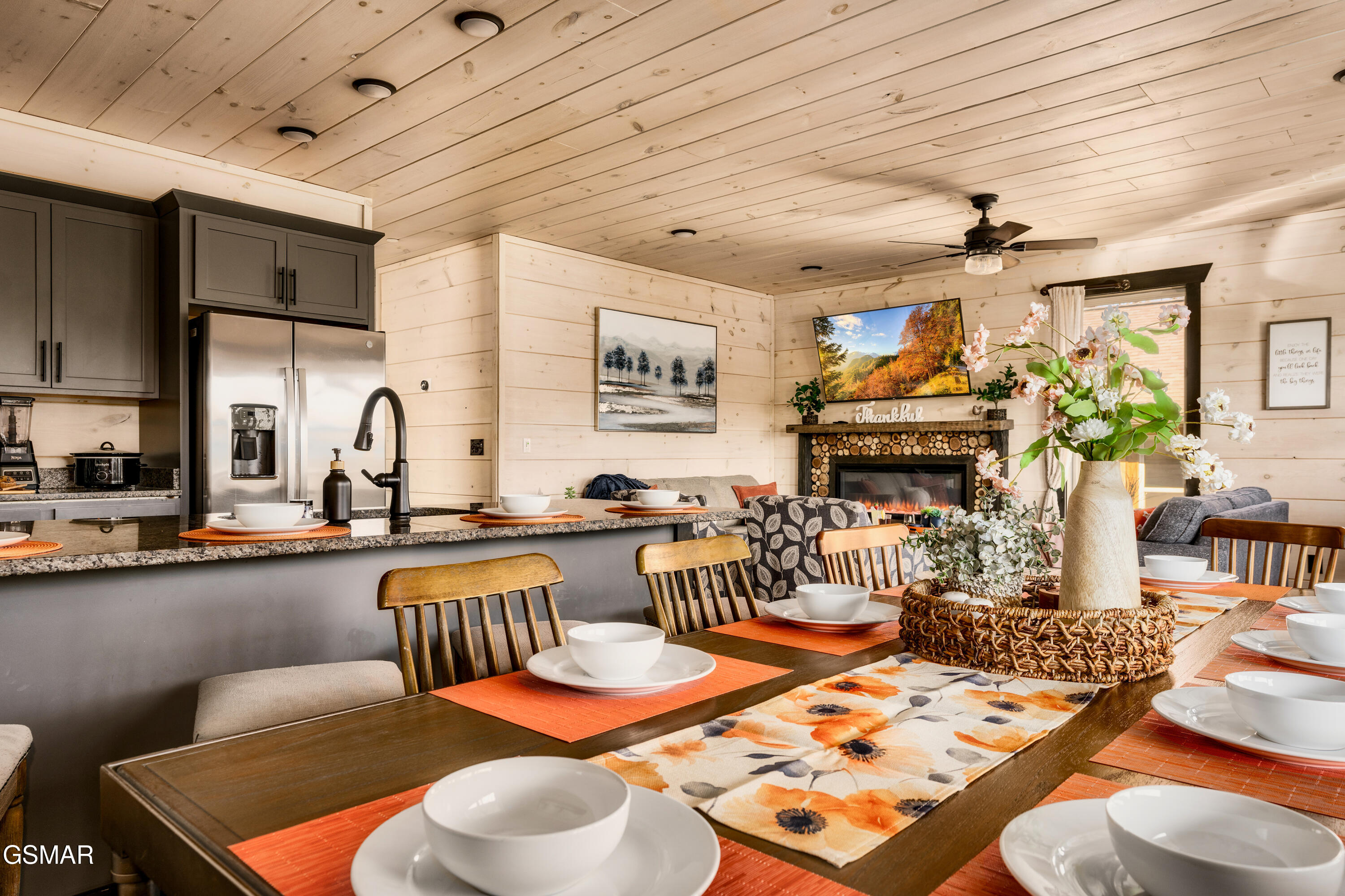 3031 Ridgetop Resort Way Pigeon Forge TN 37876