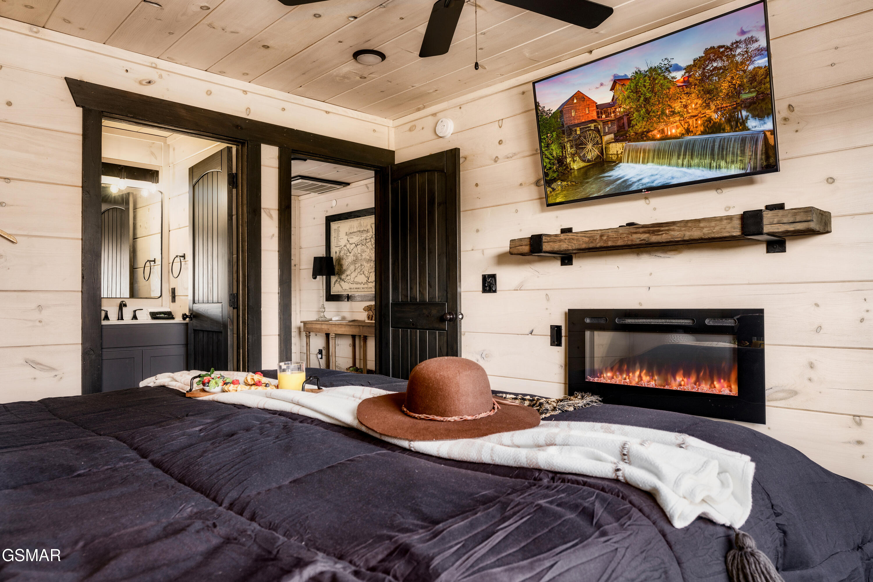 3031 Ridgetop Resort Way Pigeon Forge TN 37876