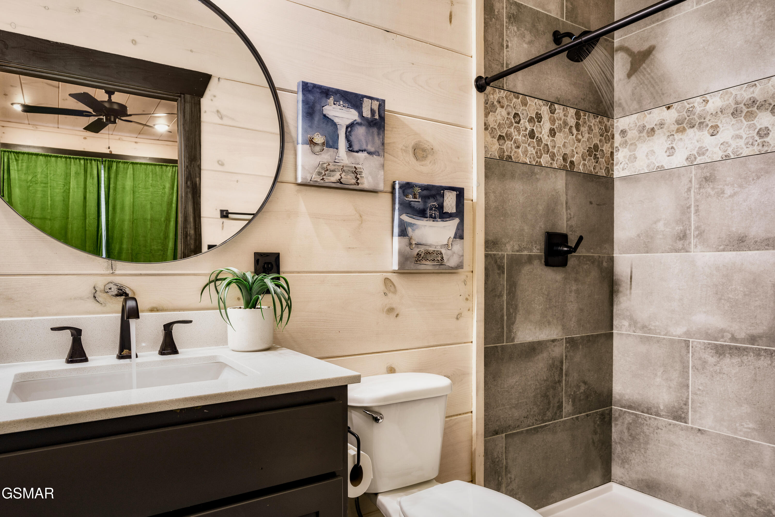 3031 Ridgetop Resort Way Pigeon Forge TN 37876