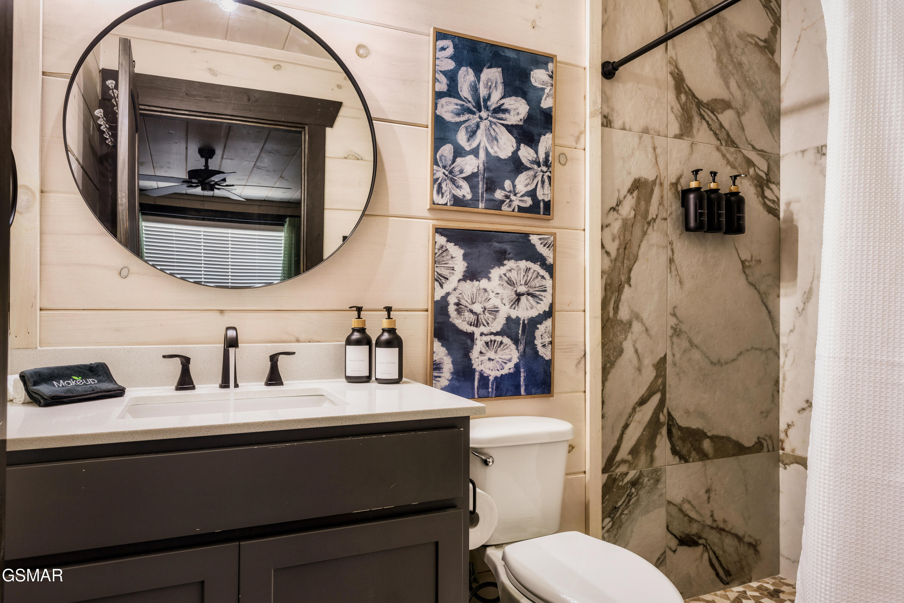 3031 Ridgetop Resort Way Pigeon Forge TN 37876