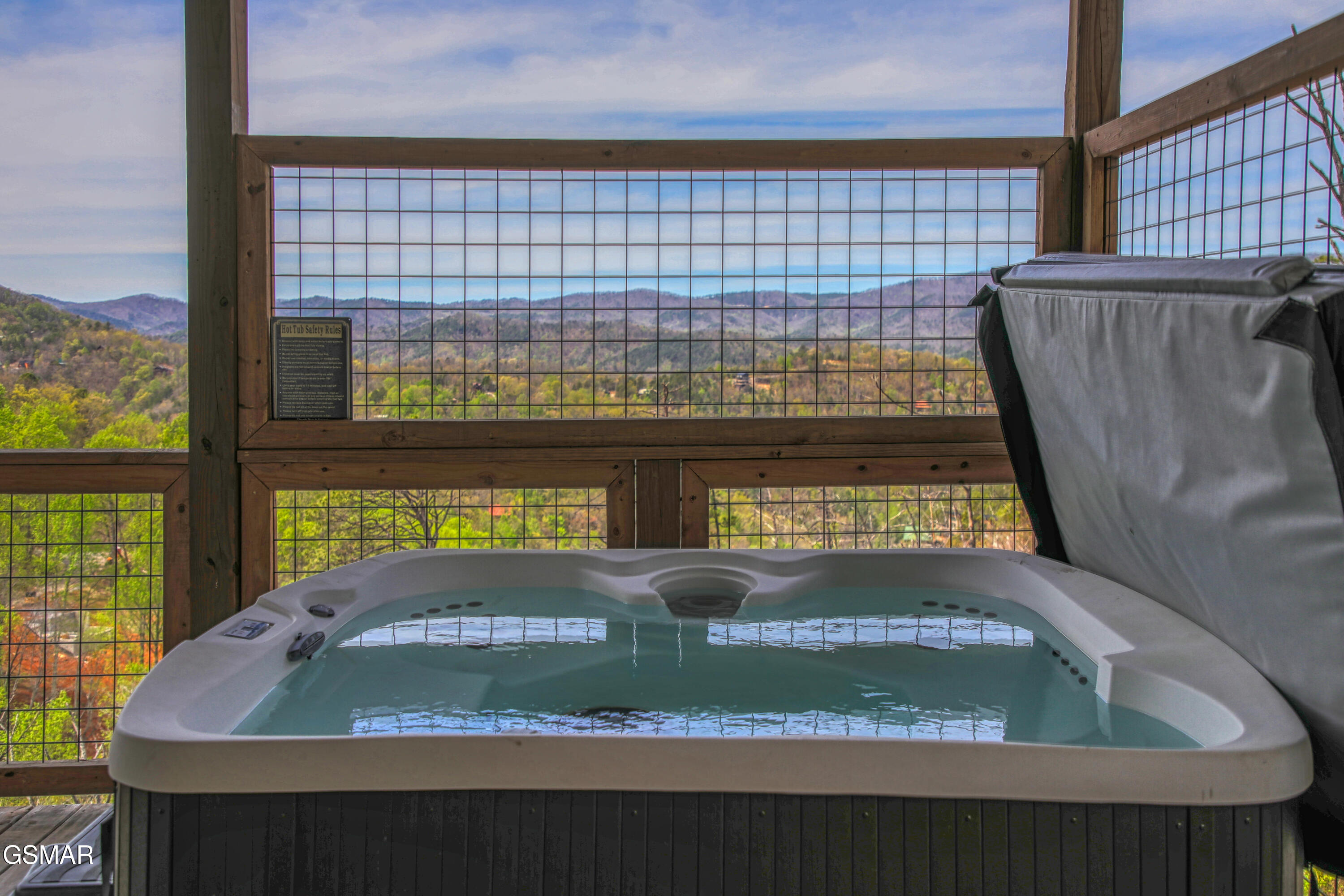 3322 Sugar Maple Loop Road Sevierville TN 37862