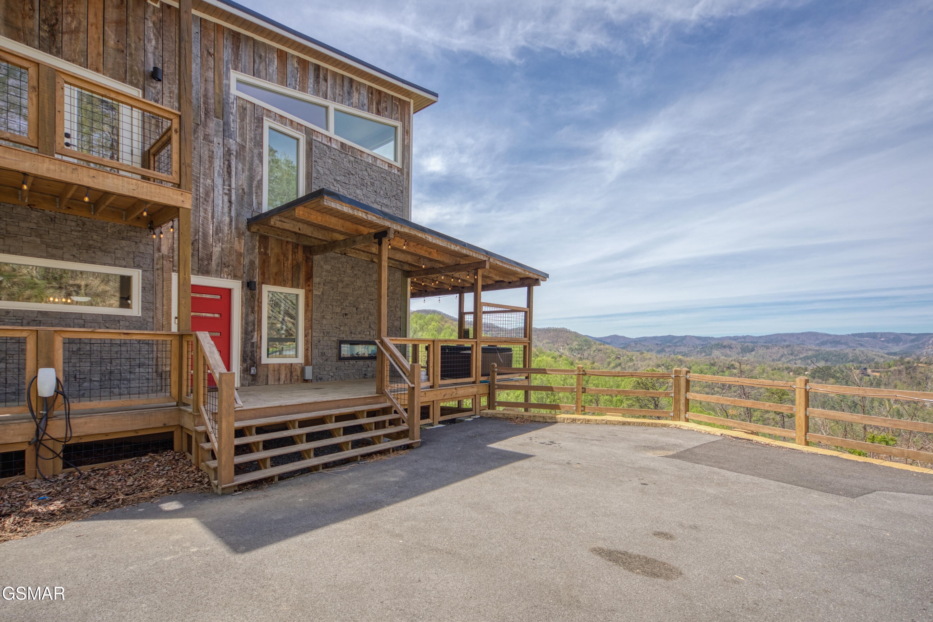 3322 Sugar Maple Loop Road Sevierville TN 37862