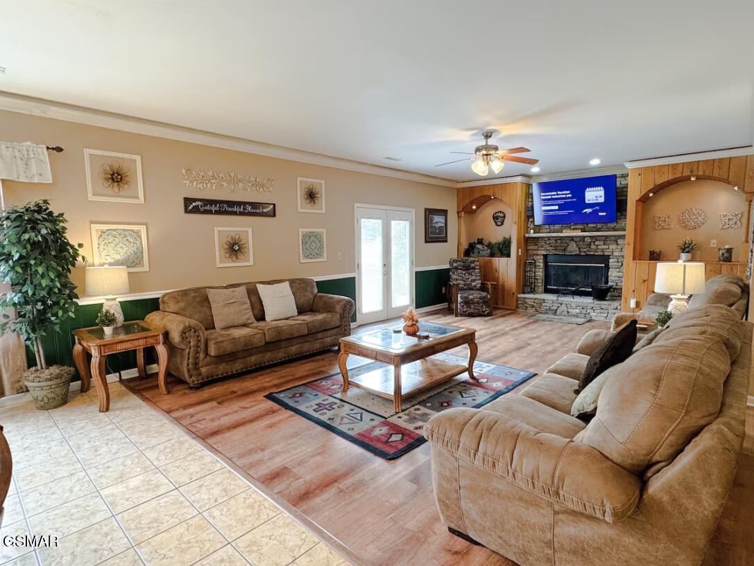 917 Wood Smoke Way Gatlinburg TN 37738