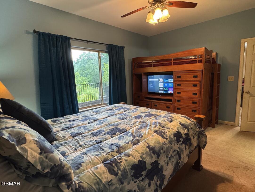 917 Wood Smoke Way Gatlinburg TN 37738