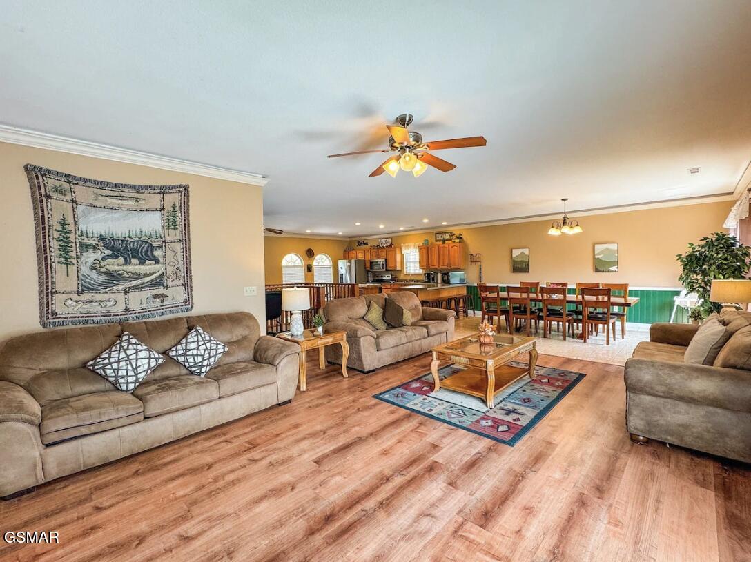 917 Wood Smoke Way Gatlinburg TN 37738