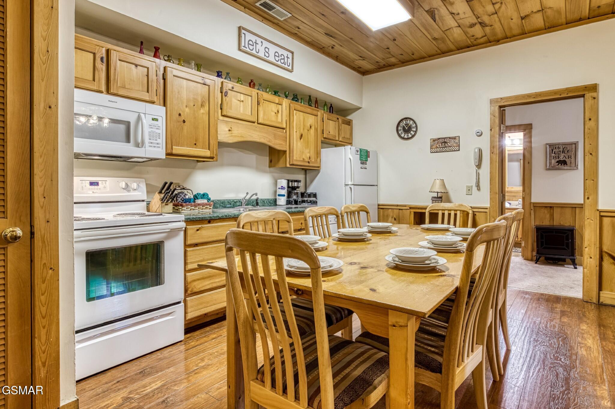 679 Eagles Boulevard Way Pigeon Forge TN 37863