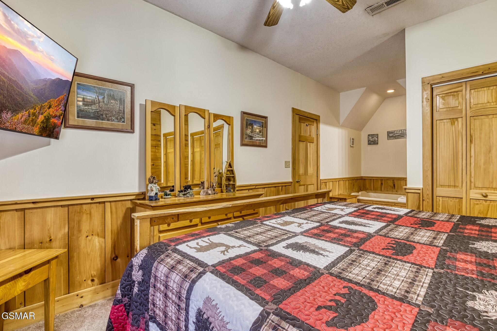 679 Eagles Boulevard Way Pigeon Forge TN 37863
