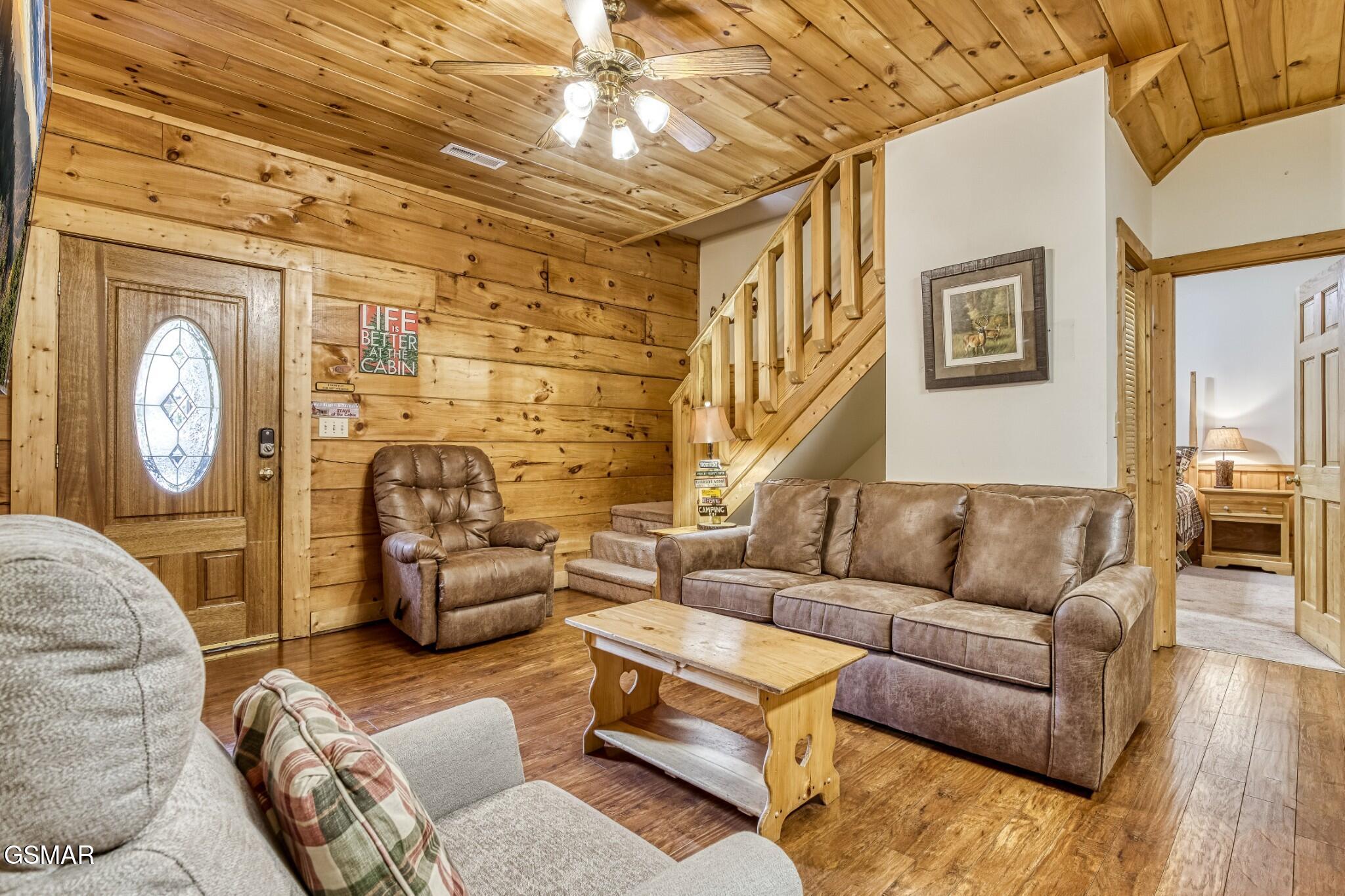 679 Eagles Boulevard Way Pigeon Forge TN 37863