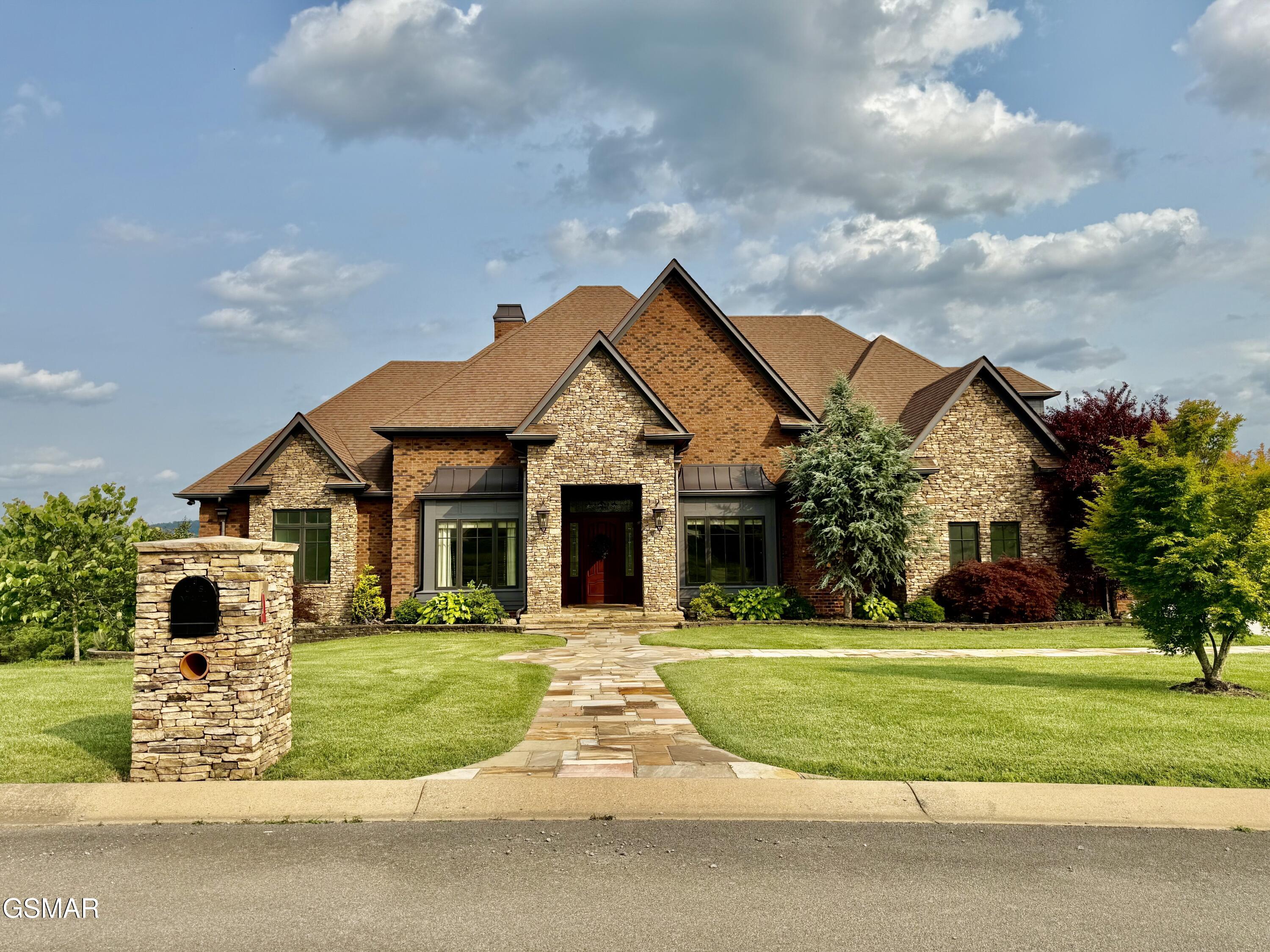 1919 Legend View Court Sevierville TN 37862