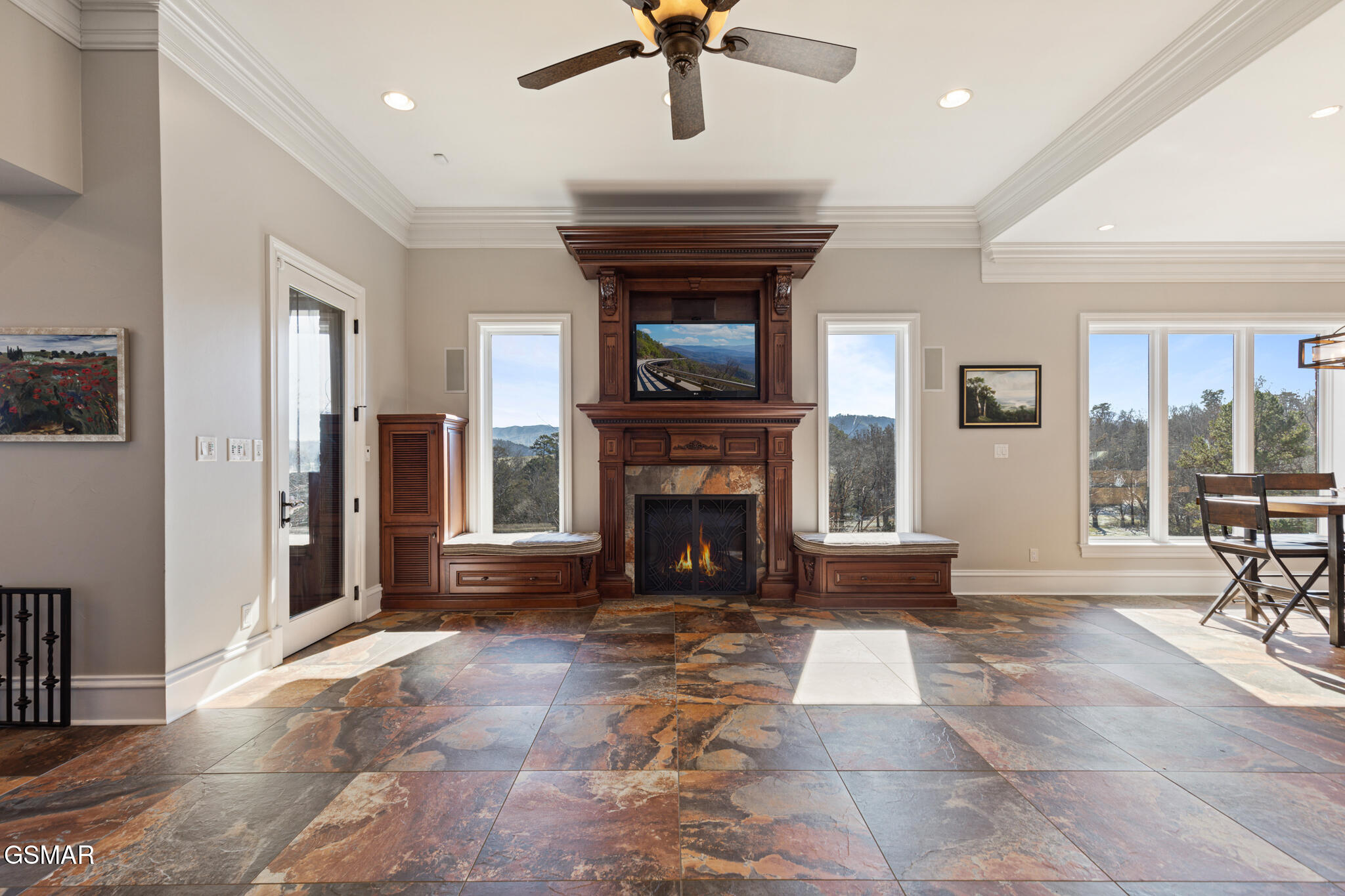 1919 Legend View Court Sevierville TN 37862