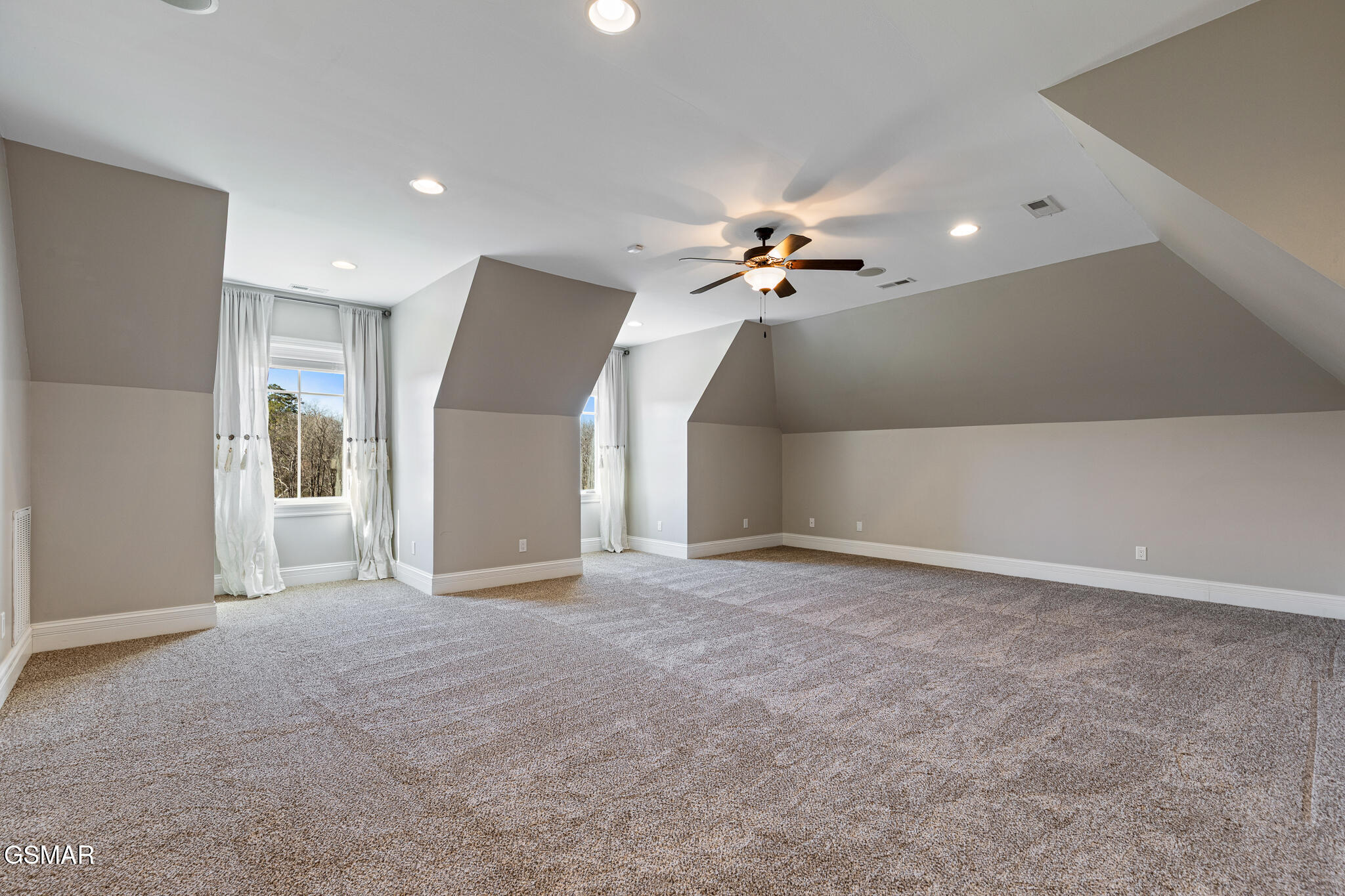 1919 Legend View Court Sevierville TN 37862
