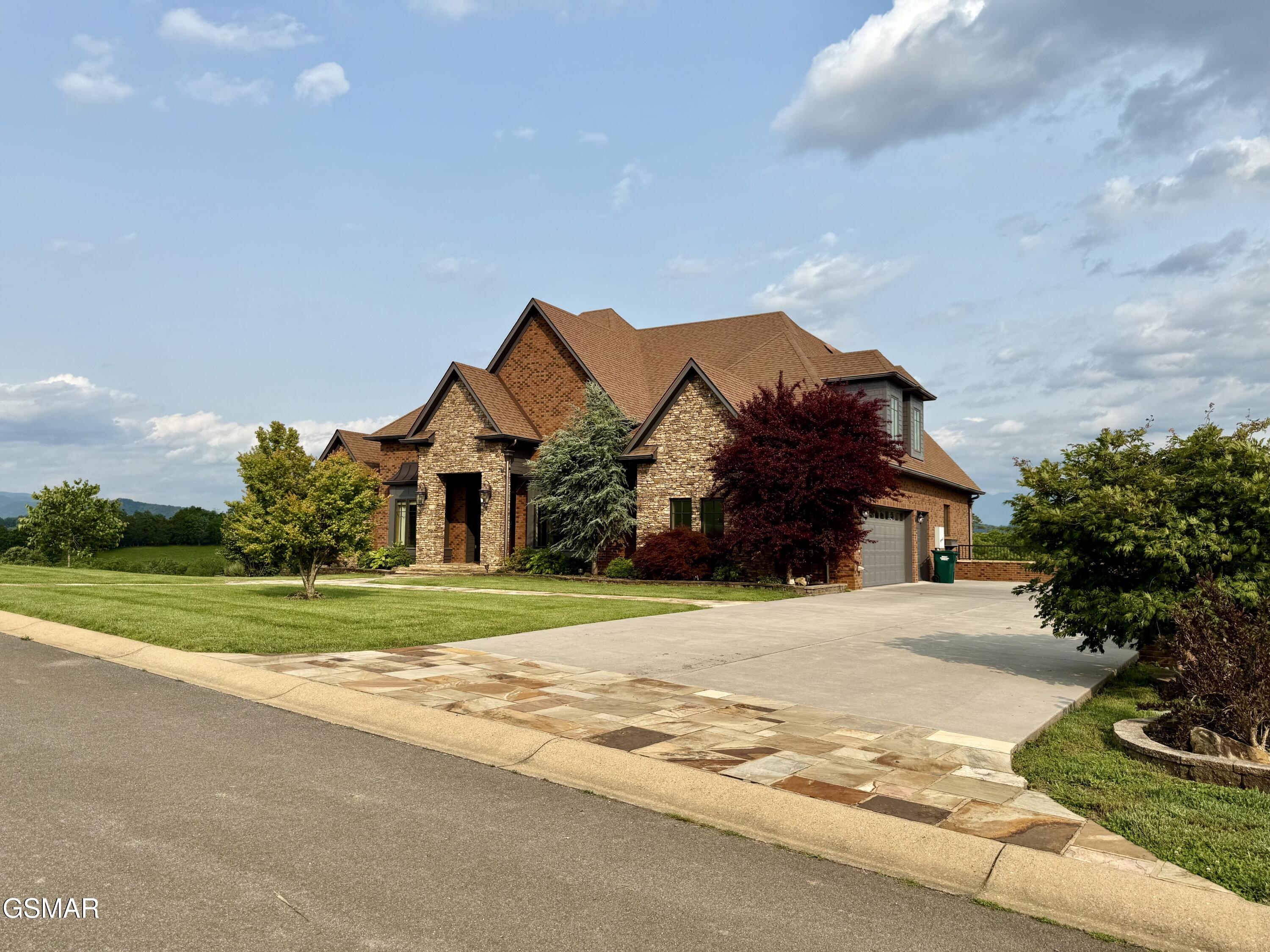 1919 Legend View Court Sevierville TN 37862