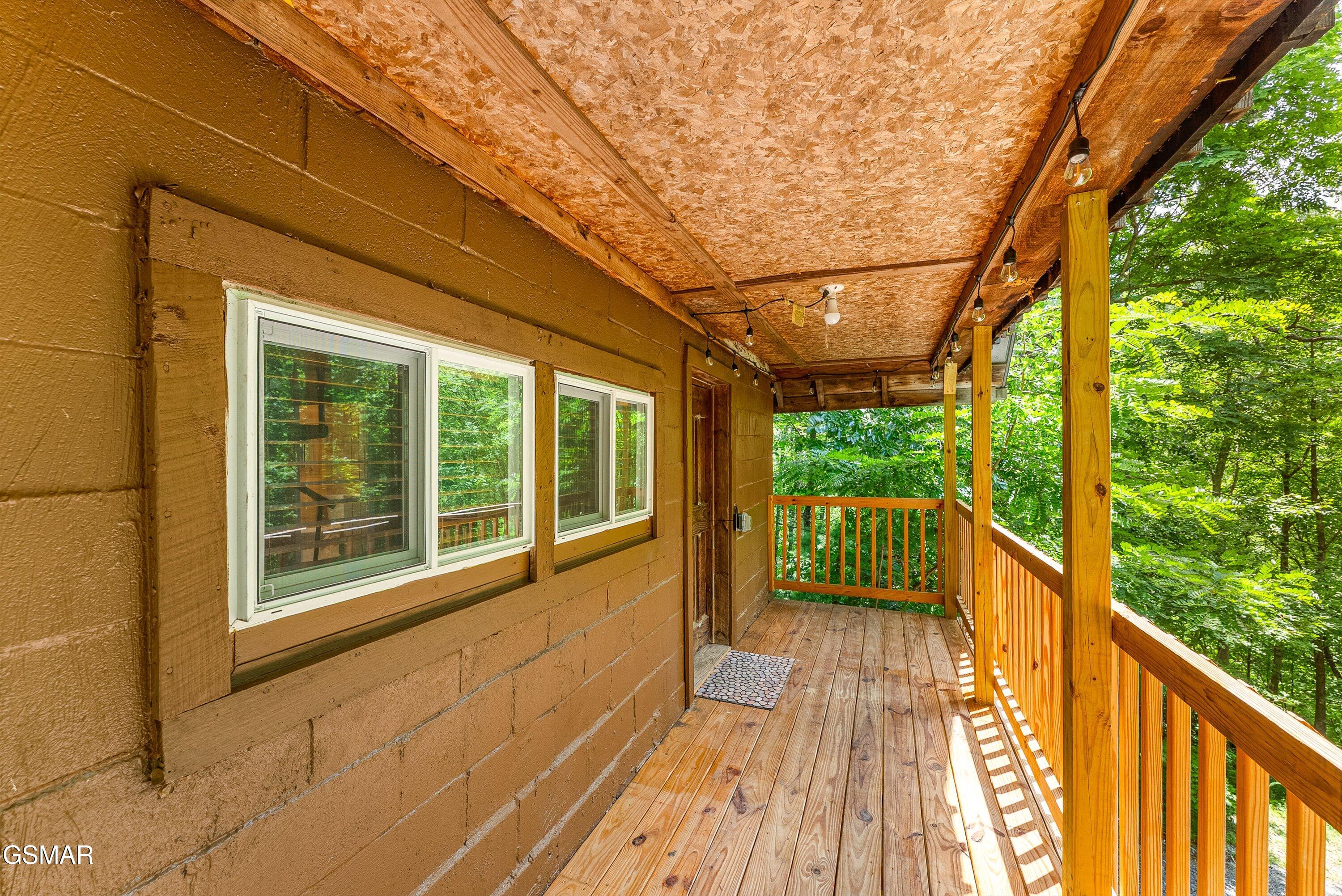 1222 S Highway 32 Cosby TN 37722