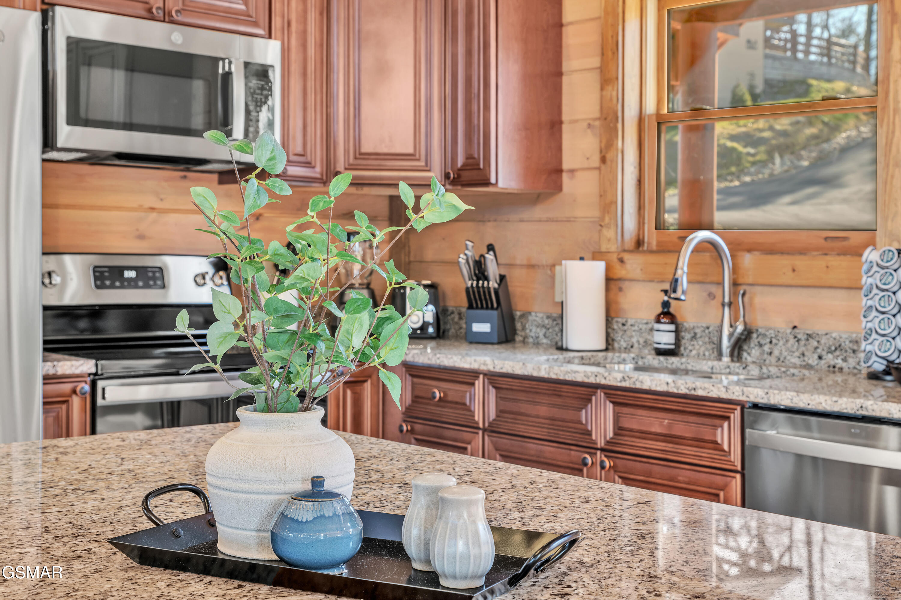 2852 Owens Ridge Way Sevierville TN 37876