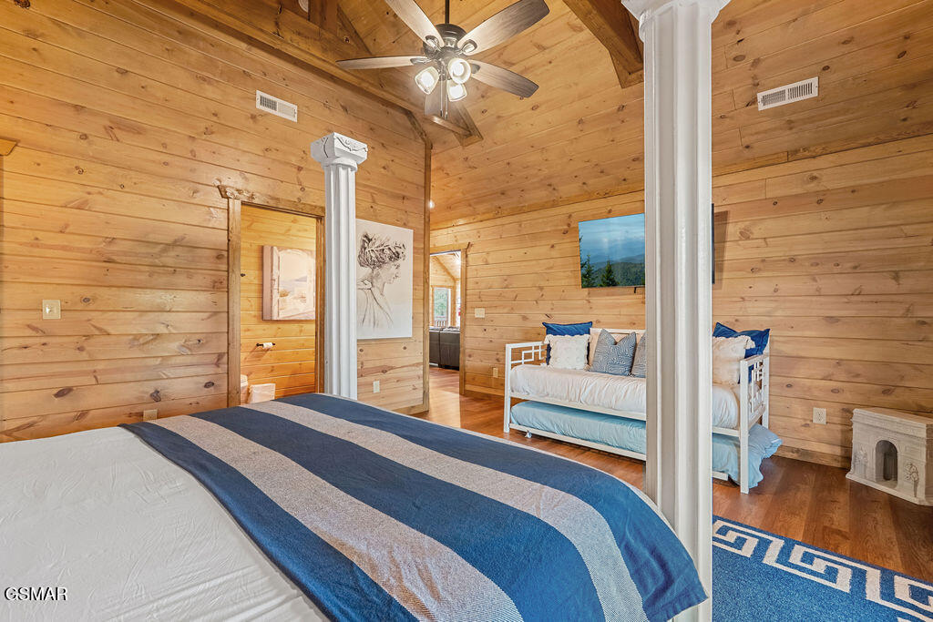 2852 Owens Ridge Way Sevierville TN 37876