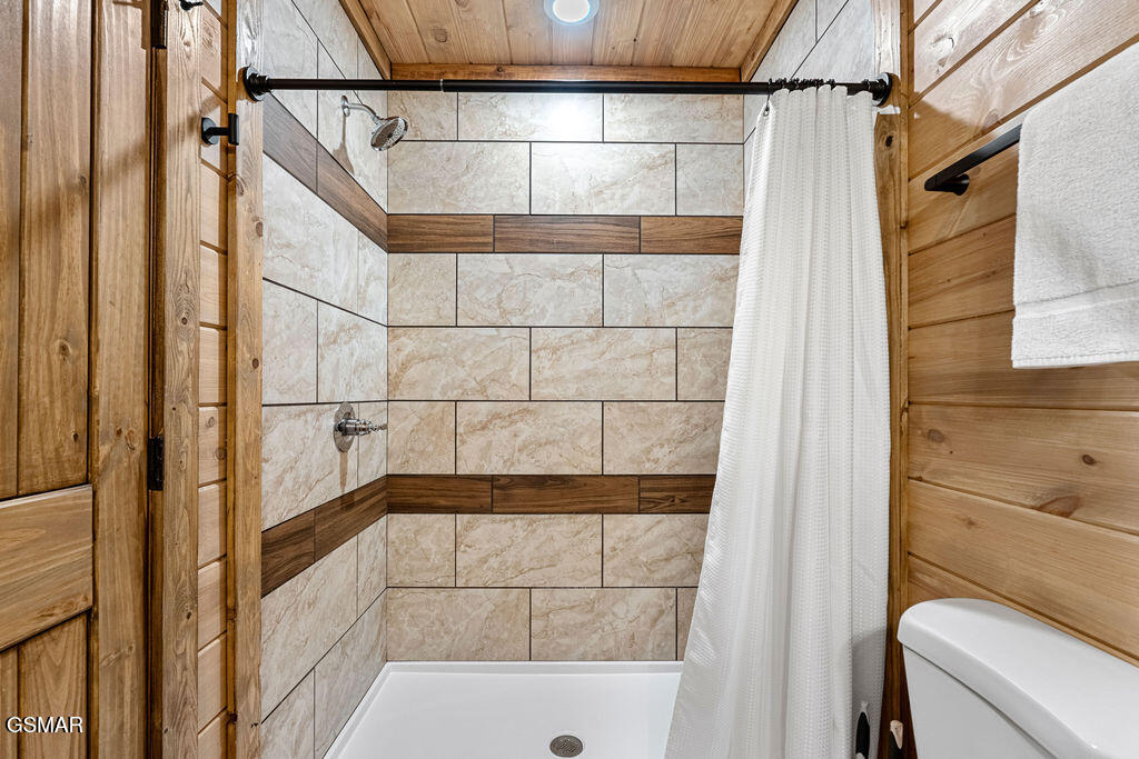 2852 Owens Ridge Way Sevierville TN 37876